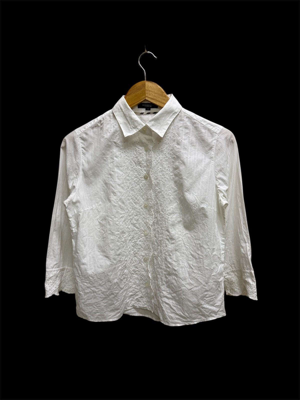 Burberry Burberry London White Broderie Anglaise Embroidered Shirt Size S / US 4 / IT 40 - 1 Thumbnail