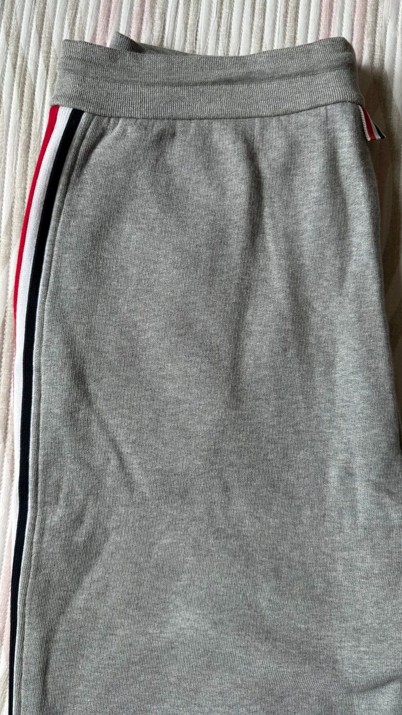 Thom Browne Thom Browne size4 slacks Size US 28 / EU 44 - 2 Thumbnail