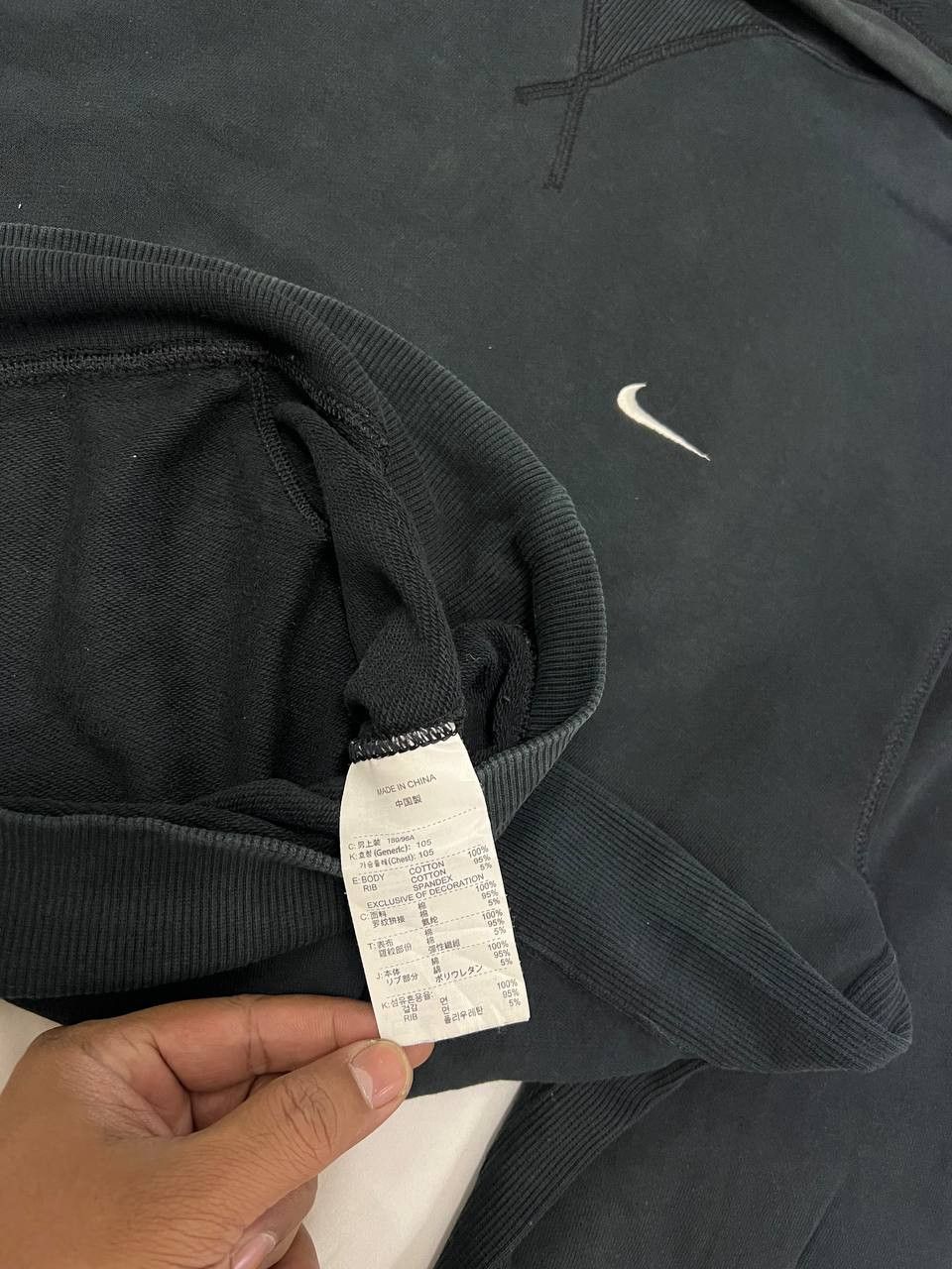 Nike × Vintage Vintage Y2K Nike Small Swoosh Hoodie Size US XL / EU 56 / 4 - 11 Thumbnail