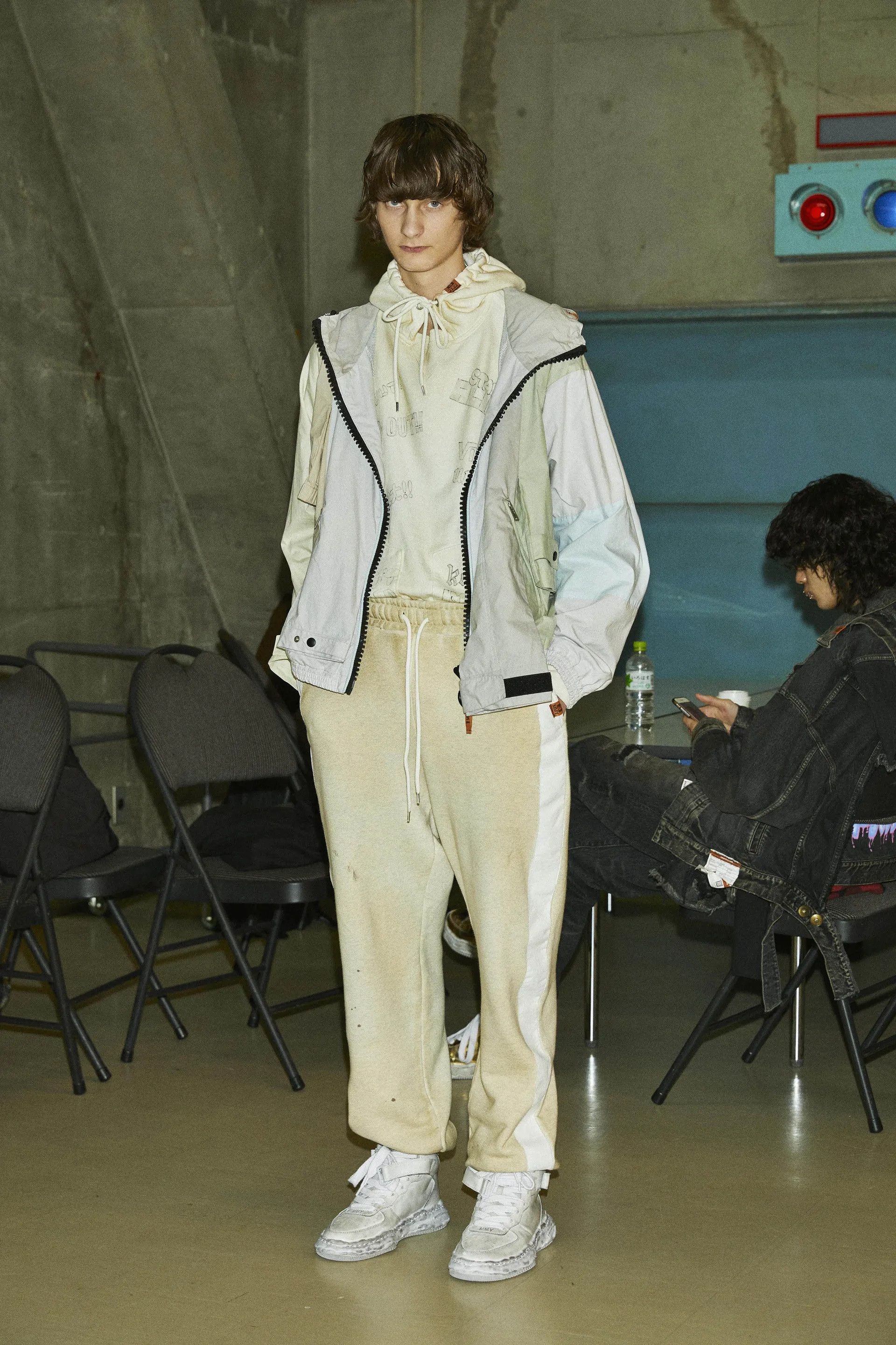 image of Maison Mihara Yasuhiro x Miharayasuhiro - F/w 21 - Wayne Hi-Top Sneakers in Dirty White (Size 8)