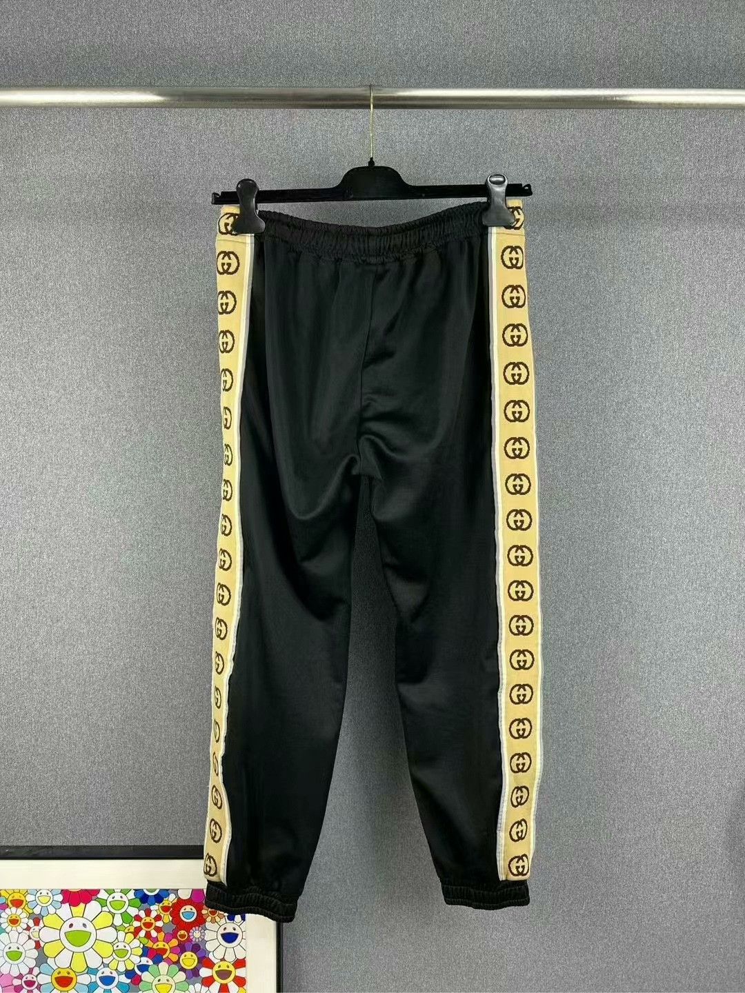 Gucci gucci black logo side pants for women Size US 26 / EU 42 - 1 Thumbnail