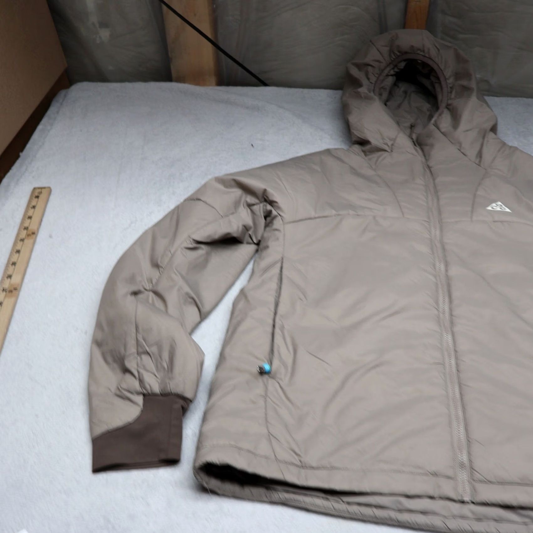 Nike ACG VINTAGE? No — Nike ACG Jacket Womens M Brown Therma-FIT ADV Insulated Rain Light Full Zip Size M / US 6-8 / IT 42-44 - 2 Thumbnail