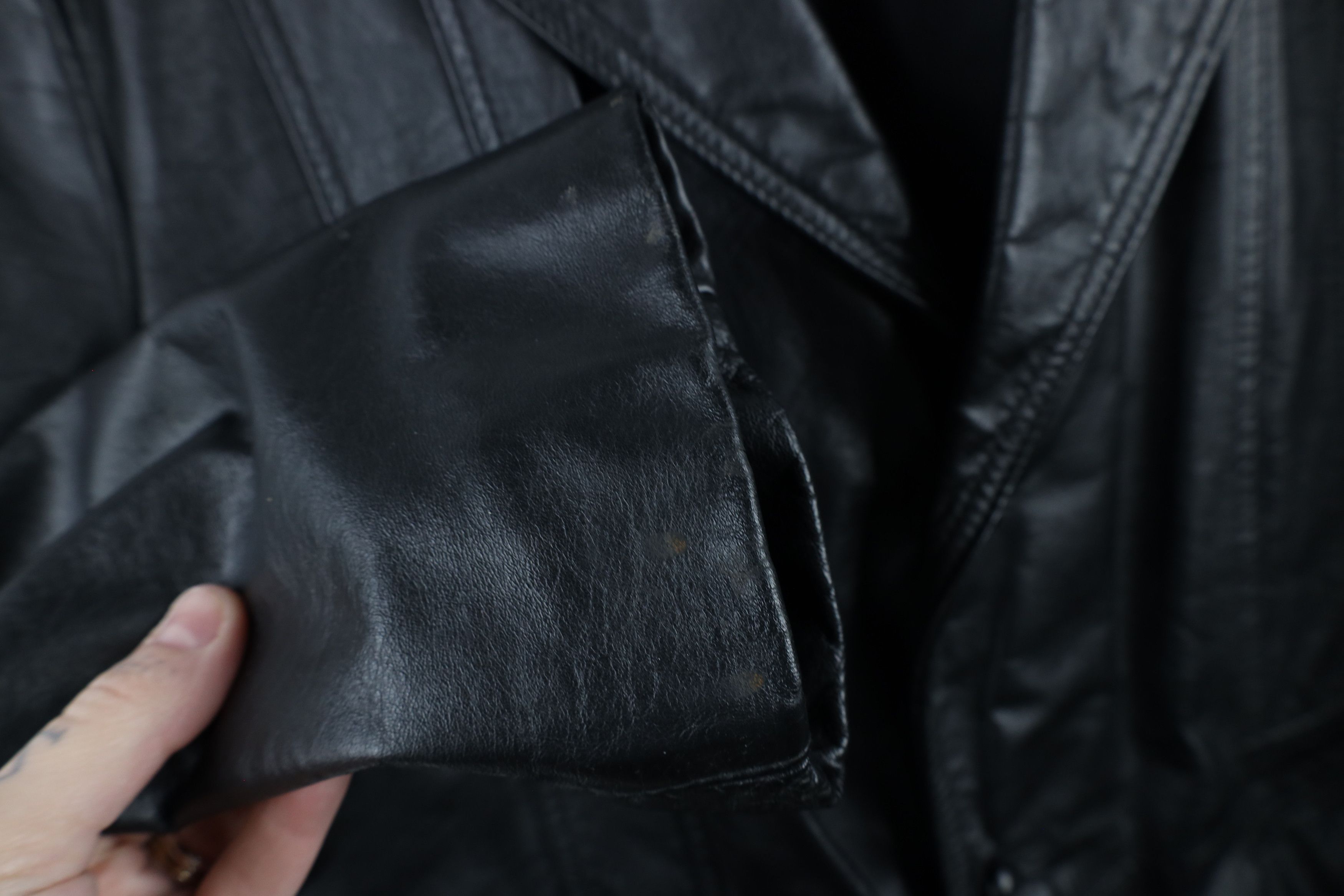 Vintage Vintage 70s Streetwear Full Button Leather Jacket Black USA Size US XXL / EU 58 / 5 - 8 Thumbnail