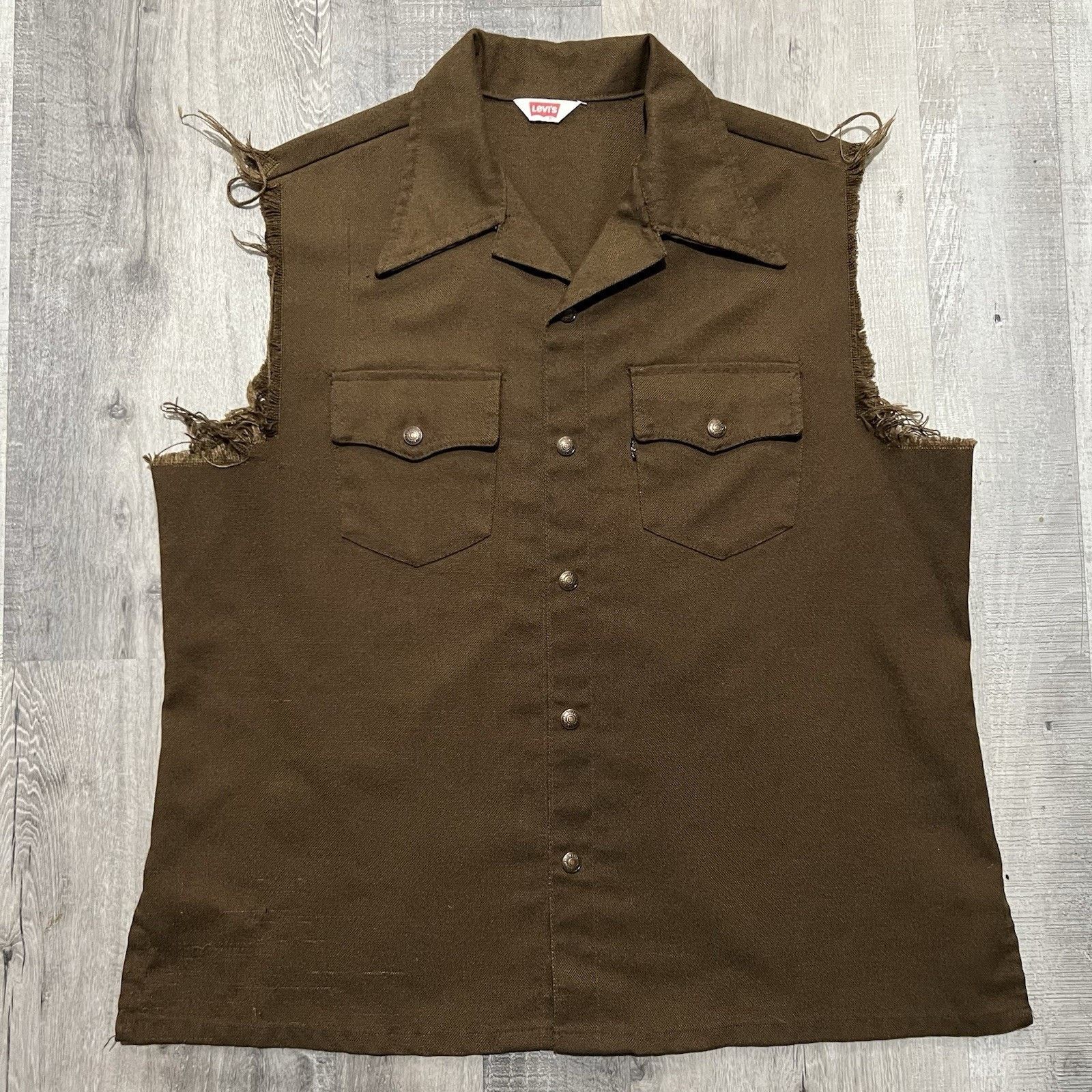 Levi's VTG Levis Big E Brown Snap Front Dacron Jacket Cut Off Vest Size US XL / EU 56 / 4 - 1 Thumbnail