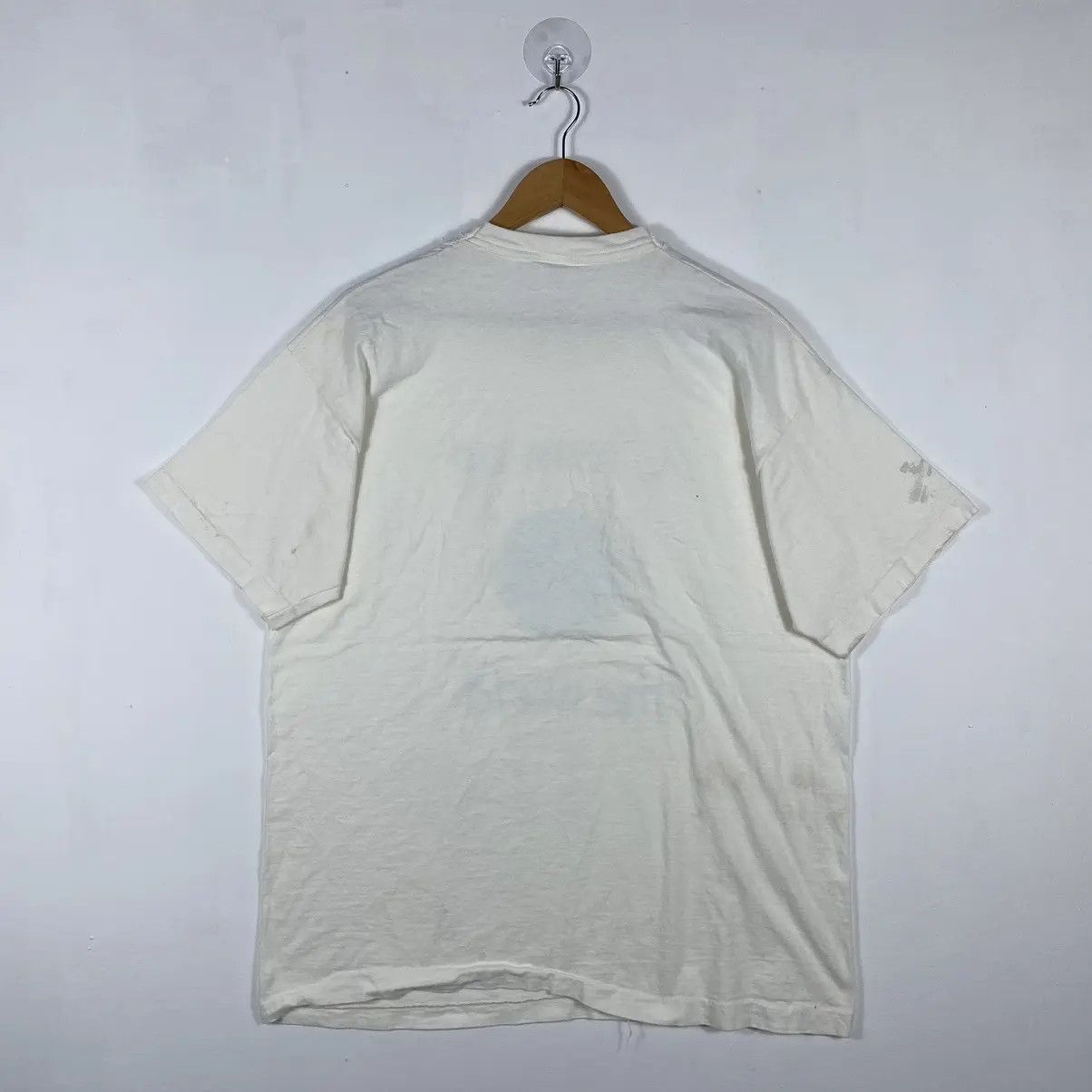 Vintage VINTAGE 90's CLEAN UP THE WORLD GRAPHIC TEE Size US XL / EU 56 / 4 - 9 Thumbnail