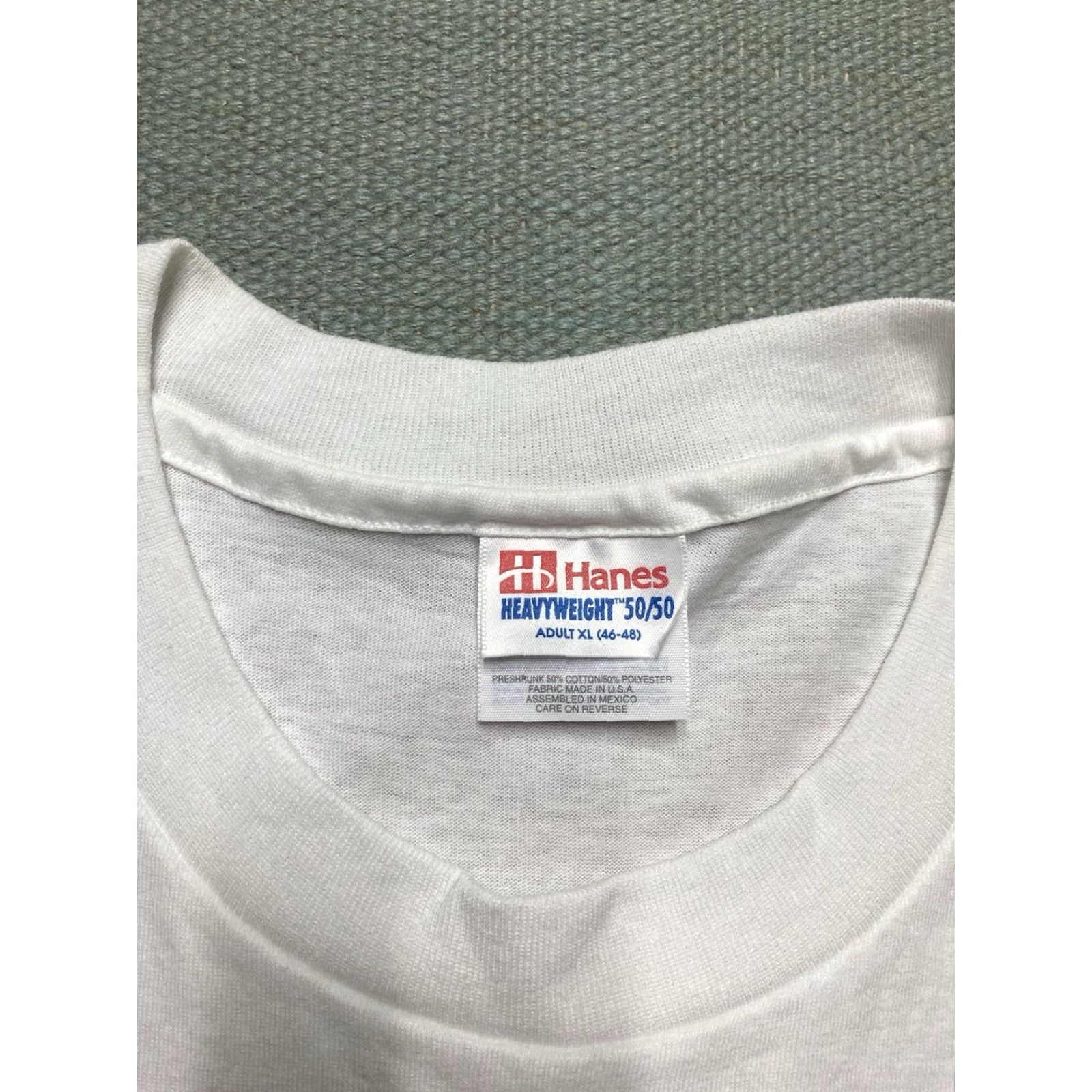 Hanes VINTAGE 90s Hanes XL T-Shirt Men White Graphic 90s Active Swim Bike Run Exercise Single Stitch Size US XL / EU 56 / 4 - 6 Thumbnail