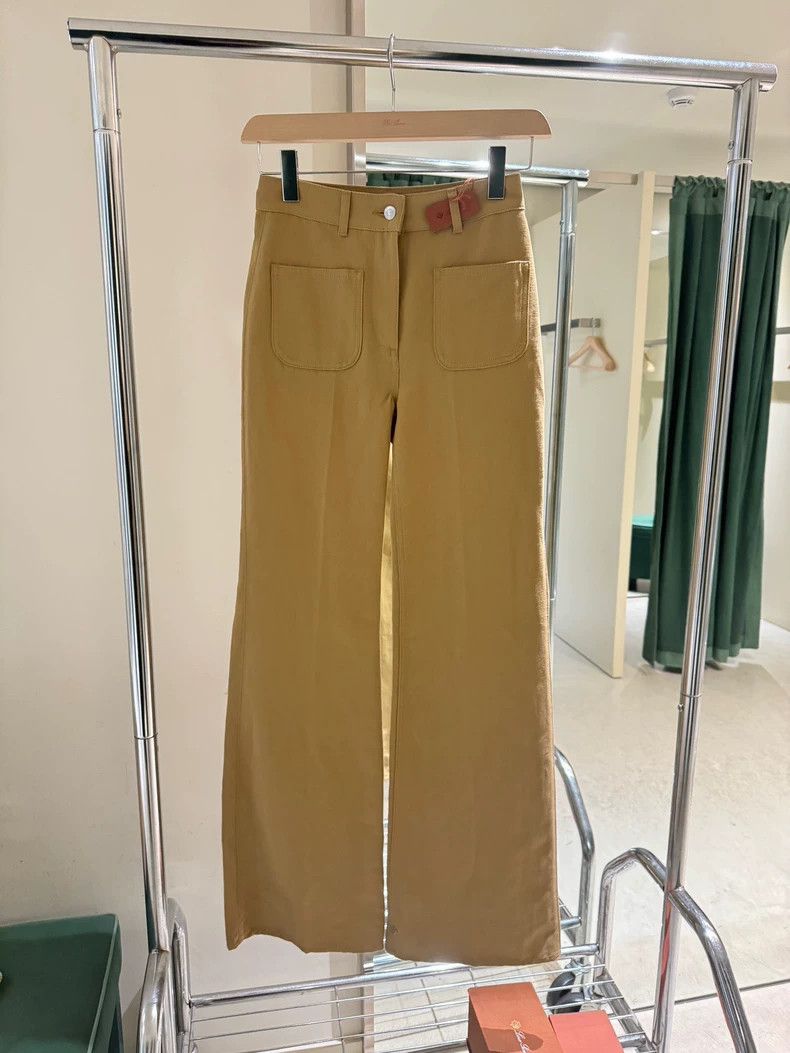 Loro Piana LORO PIANA Lady's beige high waist slight waft pants 44% c Size 26" / US 2 / IT 38 - 1 Thumbnail