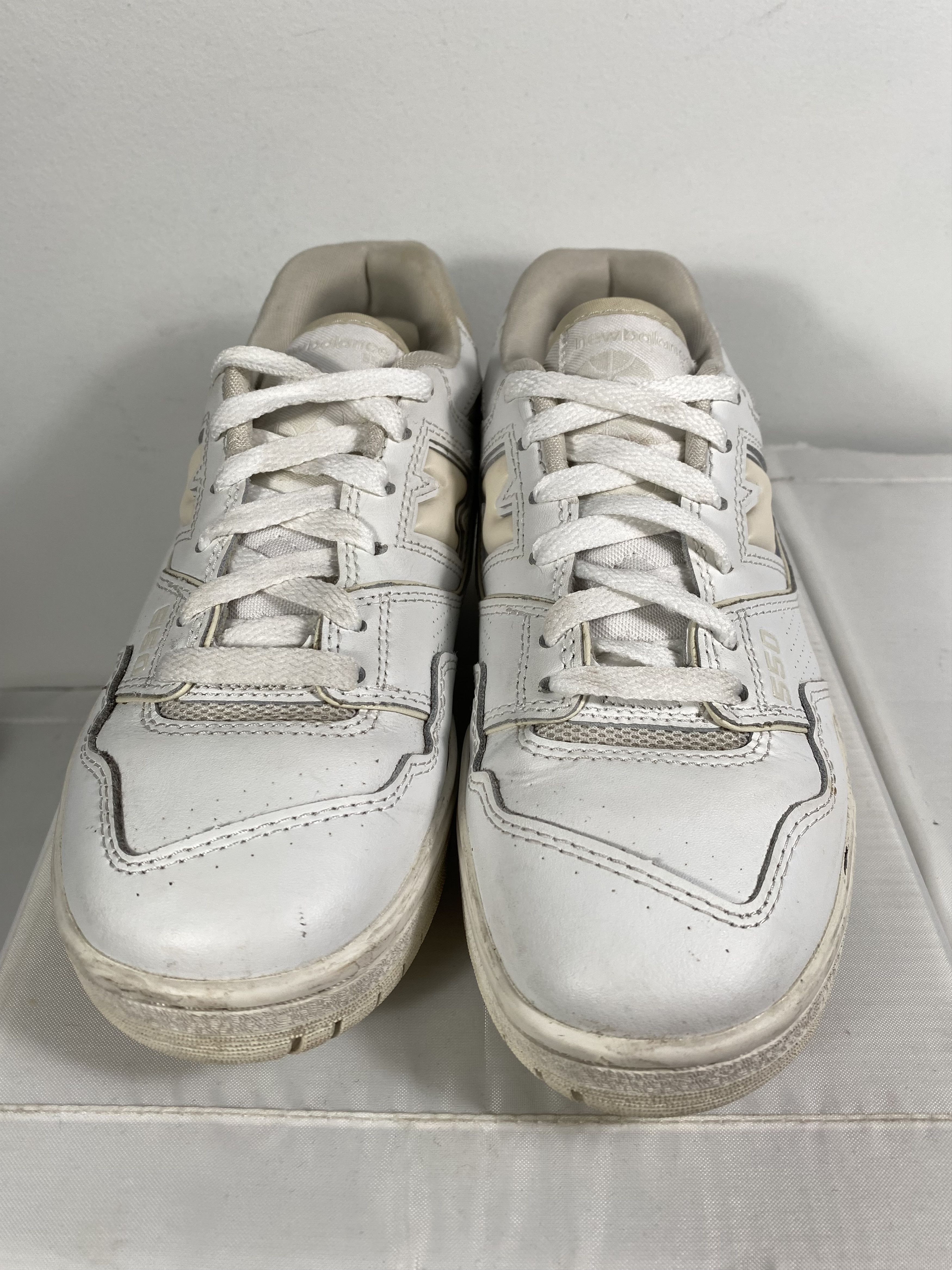 New Balance New Balance Women's BB550 Sneakers White/Light Gold Size US 6 / IT 36 - 4 Thumbnail