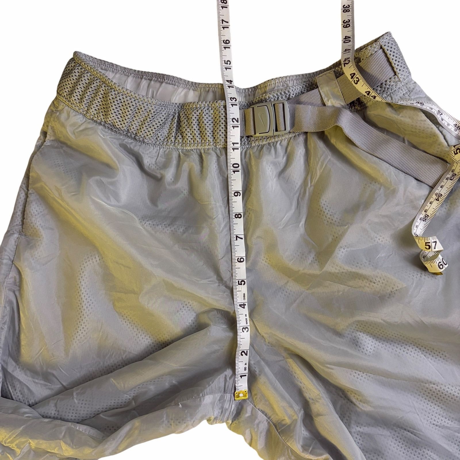 Nike Nike Tech Pack pants Women Large High Rise Gray Mesh Belted Size 32" / US 10 / IT 46 - 9 Thumbnail