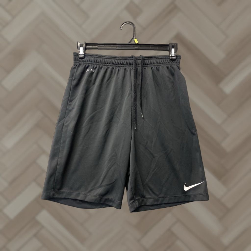 Nike Nike Dri Fit Teens Shorts Large L 28W Black Basketball Polyester /117-10 Size US 33 - 1 Thumbnail