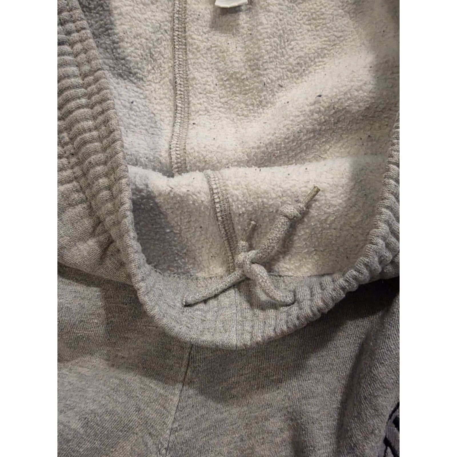 Acme Clothing VINTAGE Acme Clothing Taz's Gym Embroidered Fleece Sweatpants Gray Men's Size XL Size US 36 / EU 52 - 4 Thumbnail