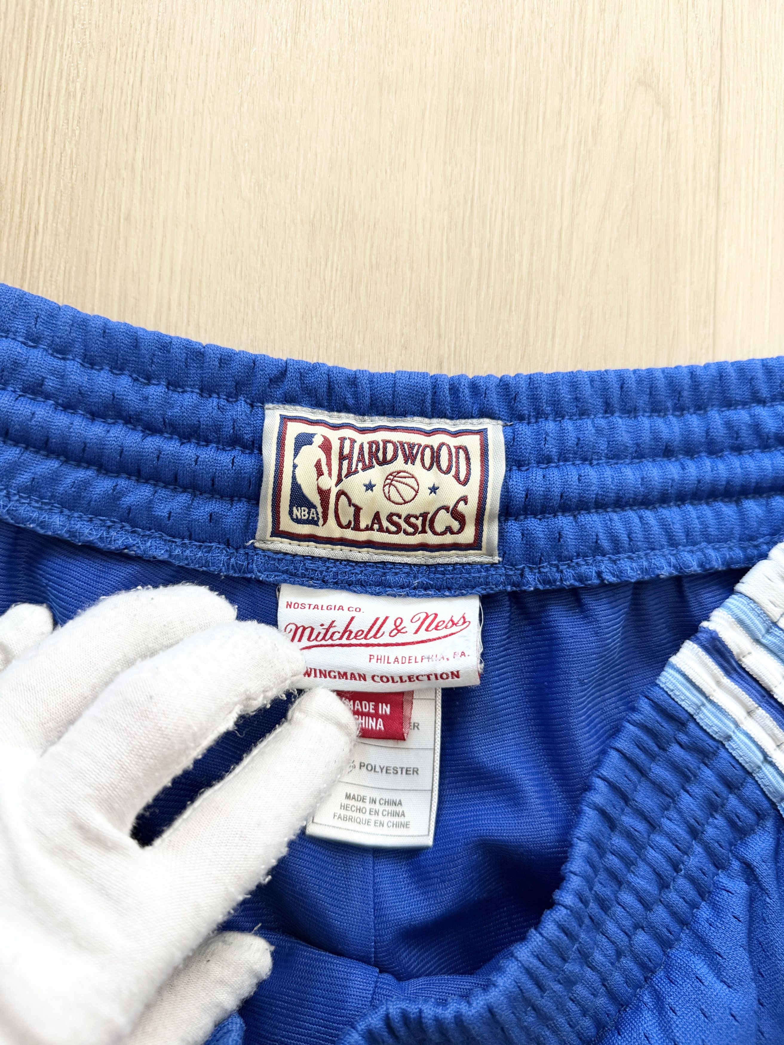 Mitchell & Ness STEAL! '96-97 NBA Los Angeles Lakers Swingman Shorts Size US 34 / EU 50 - 8 Thumbnail