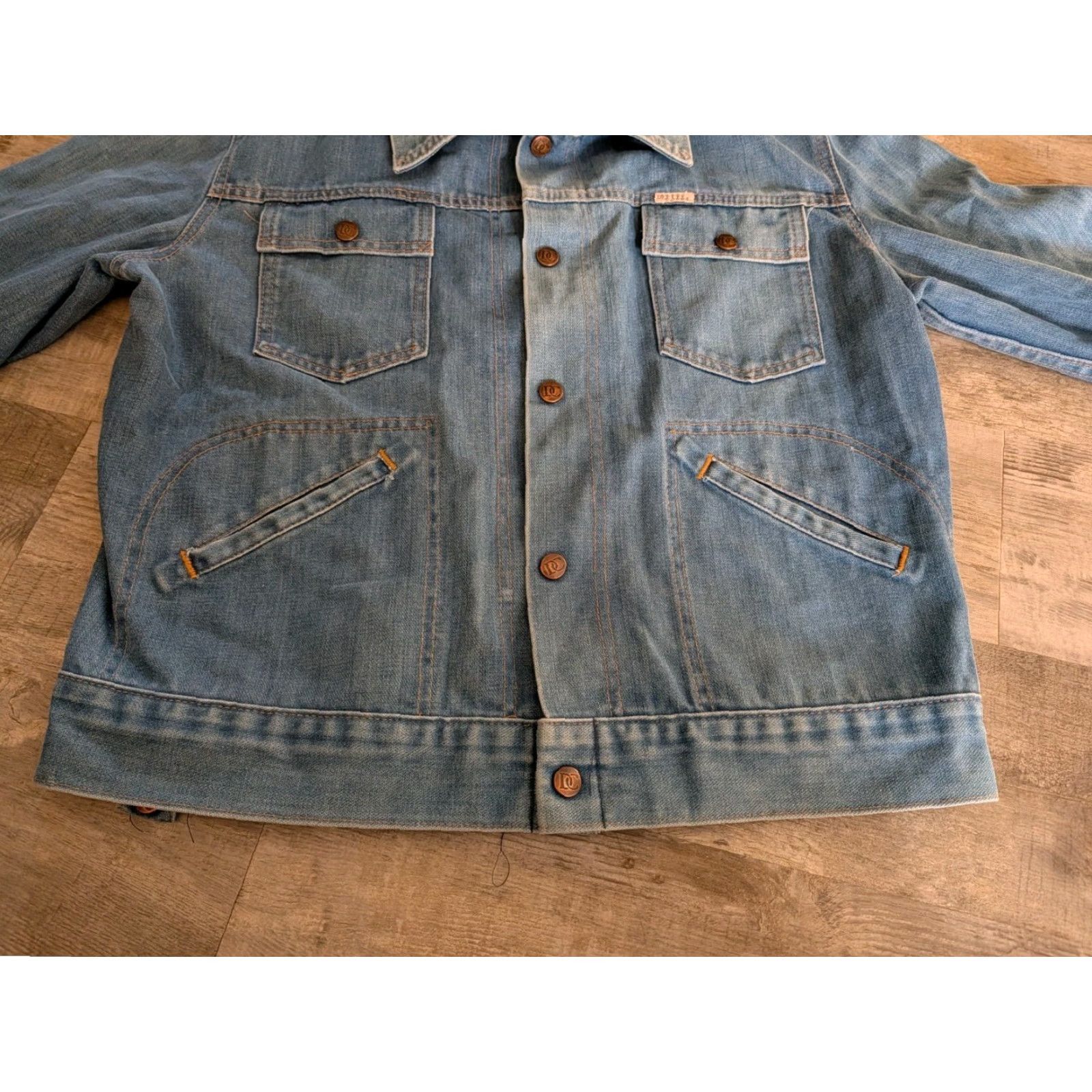 Denime VINTAGE Dee Cee Denim Trucker Jacket Size 42 Blue Classic Casual USA Made 70s/80s Unisex Adults Size 28" / US 6 / IT 42 - 4 Thumbnail