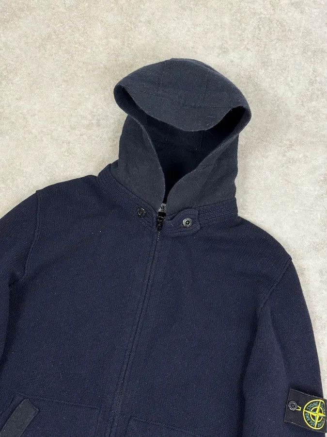 Stone Island 2000s Stone Island Navy Hooded Zip-Up Sweater Size US M / EU 48-50 / 2 - 6 Thumbnail