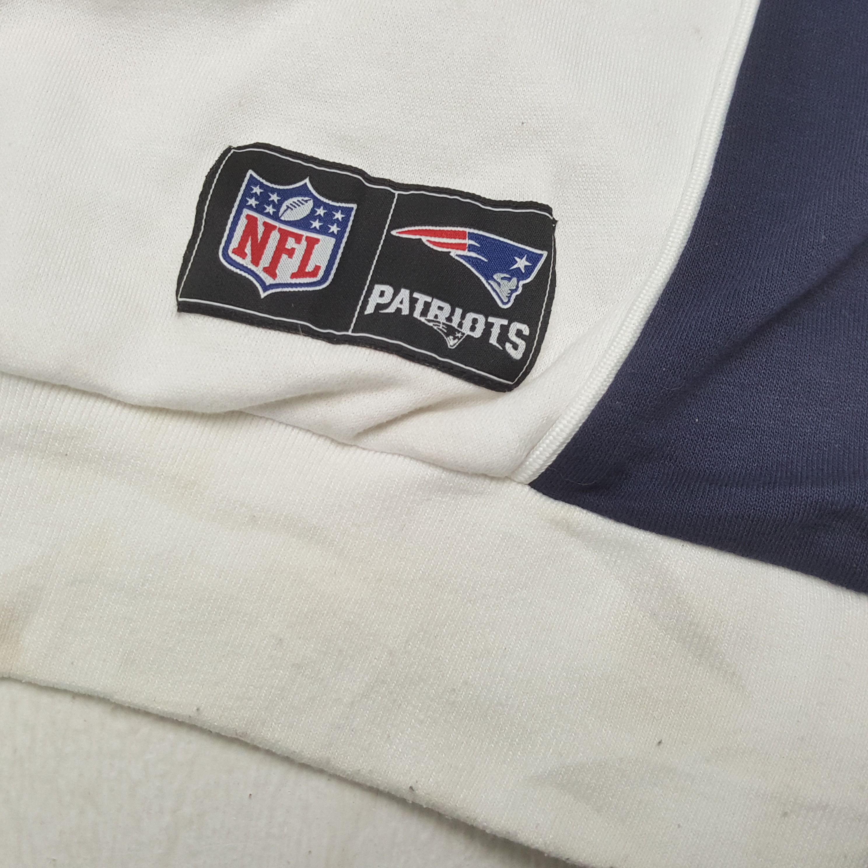 NFL × Vintage PATRIOTS NFL American Football Team Sweatshirt Size US L / EU 52-54 / 3 - 7 Thumbnail