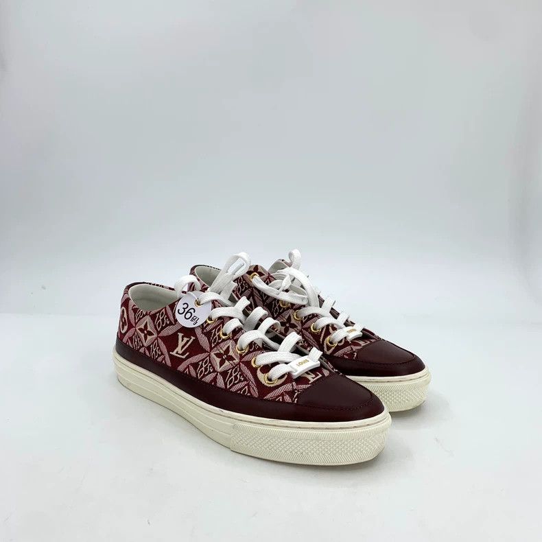 Louis Vuitton Louis Vuitton Dark red logo presbyopic print lace-up casua Size US 5.5 / IT 35.5 - 2 Thumbnail