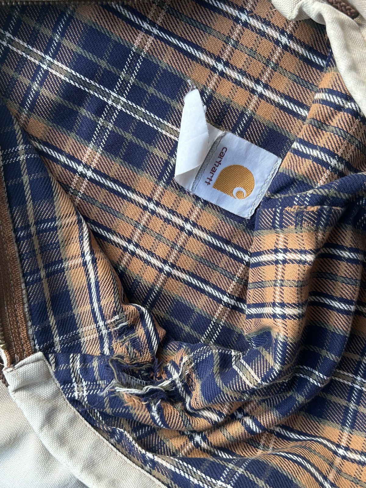 Carhartt Carhartt Workwear jacket with heavy distressing Size US L / EU 52-54 / 3 - 4 Thumbnail