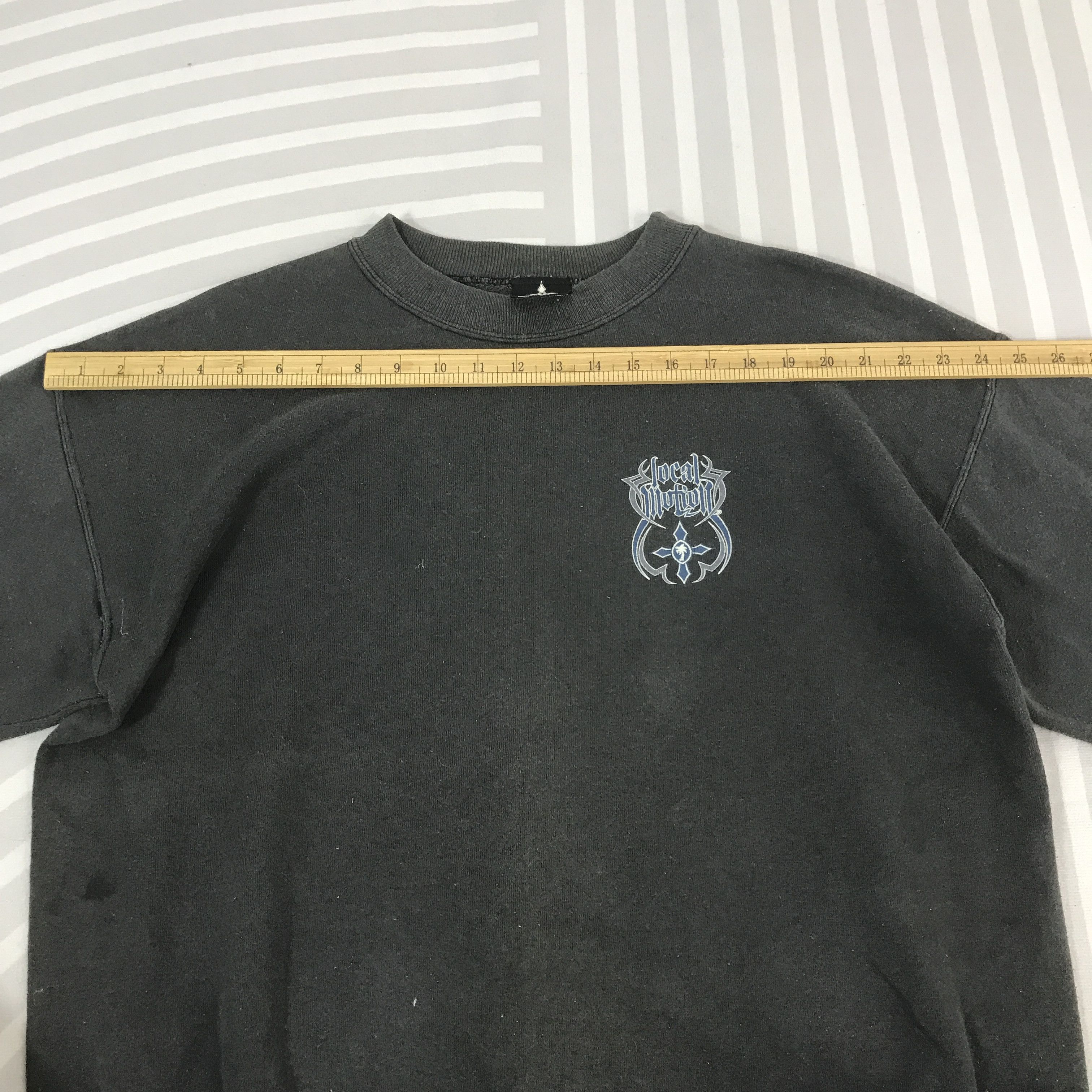 Japanese Brand Vintage Local Motion gothic design Sweatshirt Size US L / EU 52-54 / 3 - 5 Thumbnail