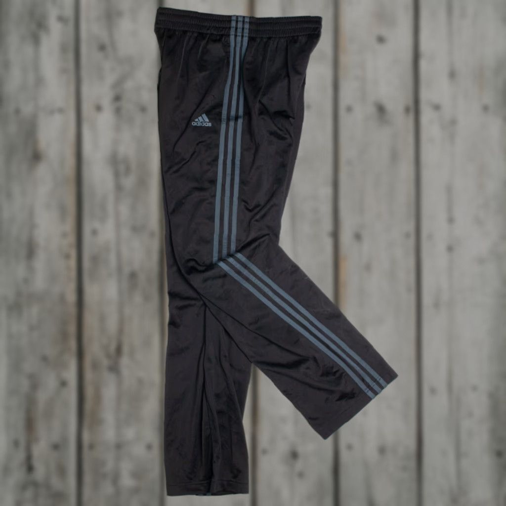 Adidas VINTAGE Adidas Track Pant X-Large Black Athletic Joggers 80s Retro Style Adidas Track Pant X-Large Black Athletic Joggers 80s Retro Style Mens Size US 36 / EU 52 - 1 Thumbnail