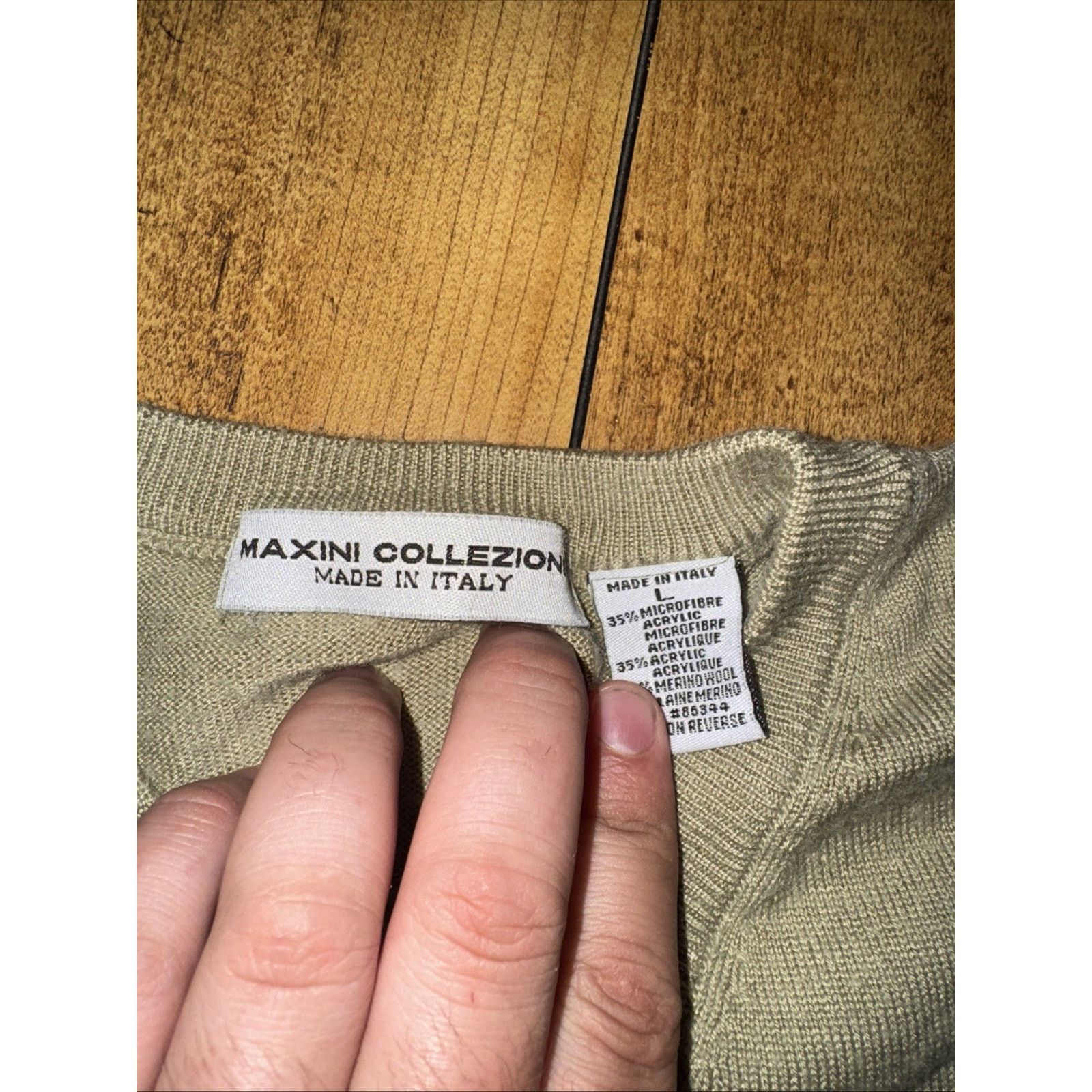 Vintage Maxini Collezione Olive Green V-Neck Knit Sweater L 22x25 Size US L / EU 52-54 / 3 - 4 Thumbnail