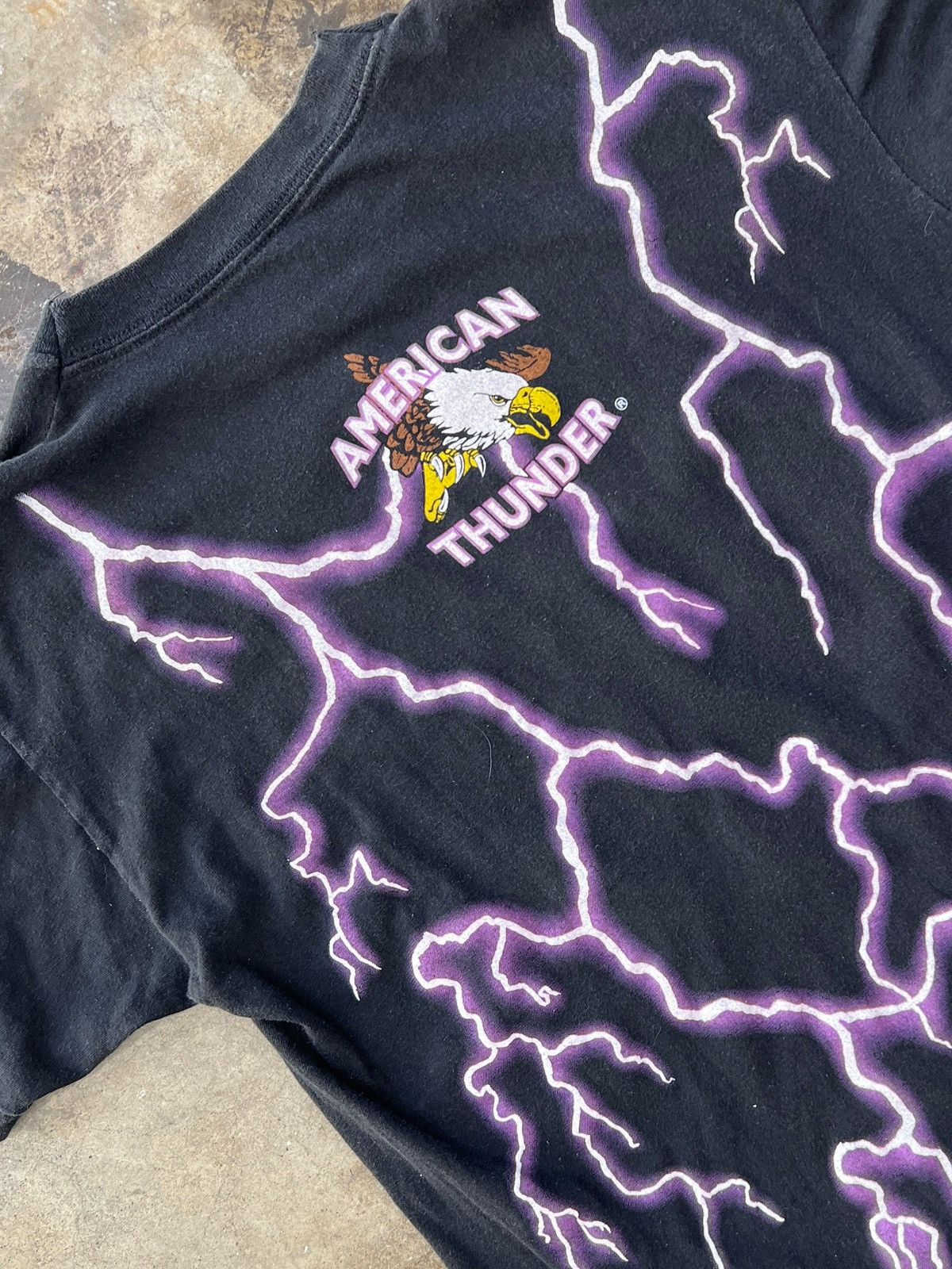 Vintage Vintage 90s Ride The Best American Thunder Lightning Tee XL Size US XL / EU 56 / 4 - 4 Thumbnail