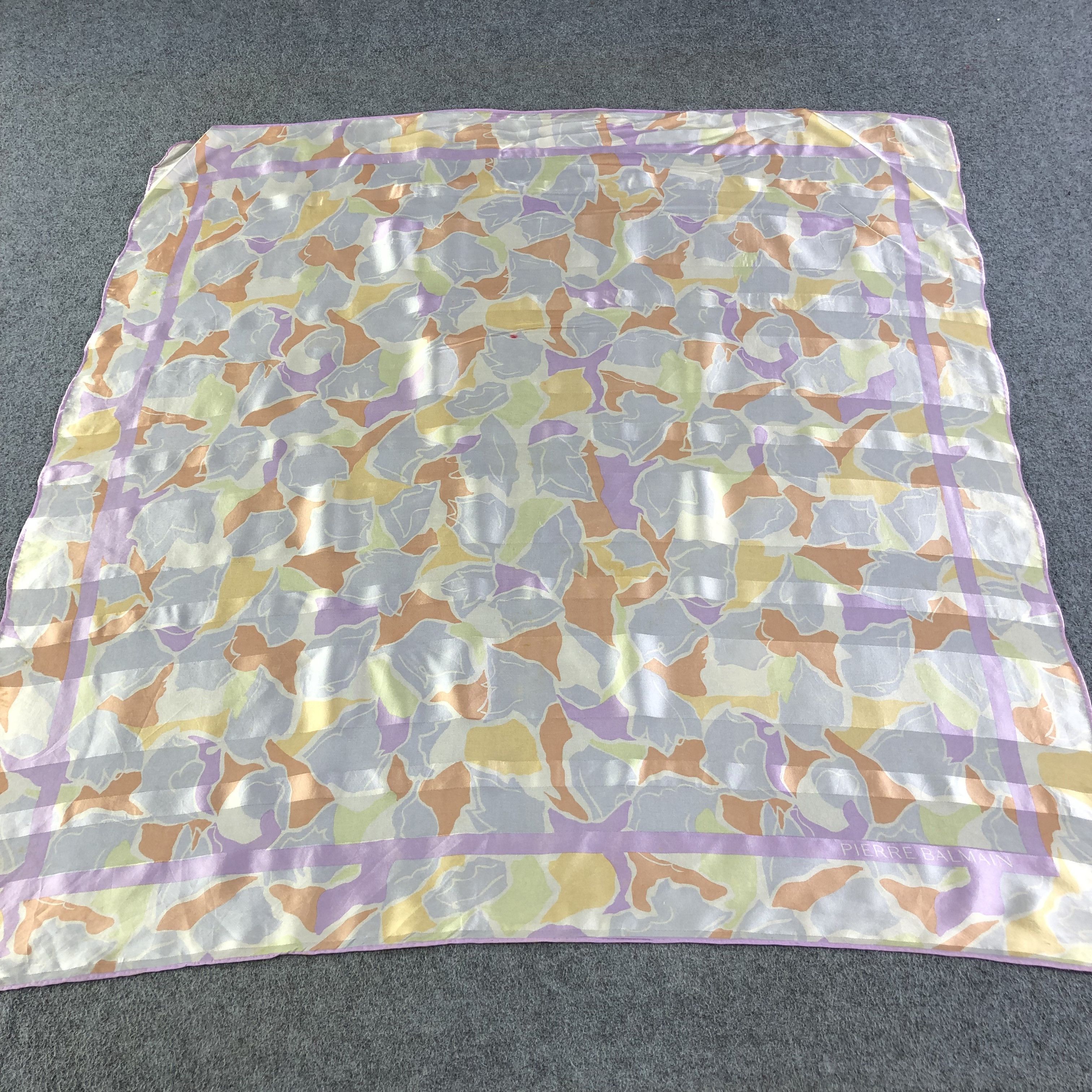 Pierre Balmain Vintage Pierre Balmain Floral Silk Scarf M495 Size ONE SIZE - 1 Thumbnail