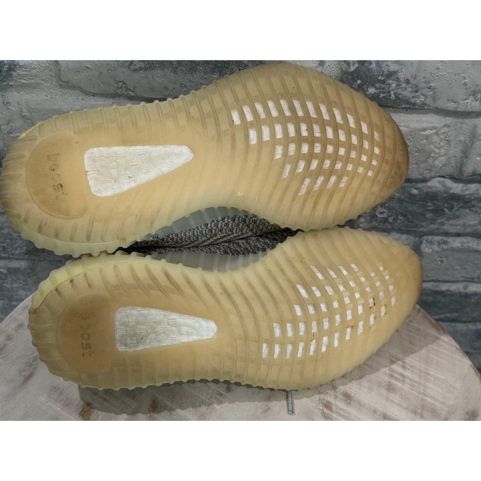 Adidas × Yeezy Adidas Yeezy Boost 350 V2 Static (Non-Reflective) Size 7 Size US 7 / EU 40 - 8 Thumbnail