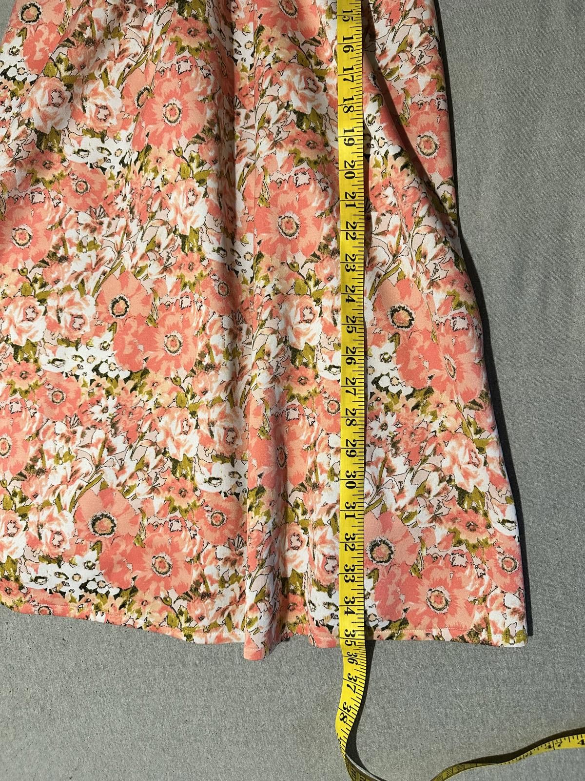 Designer Floral Summer Dress - Perfect for Any Occasion Size ONE SIZE - 9 Thumbnail