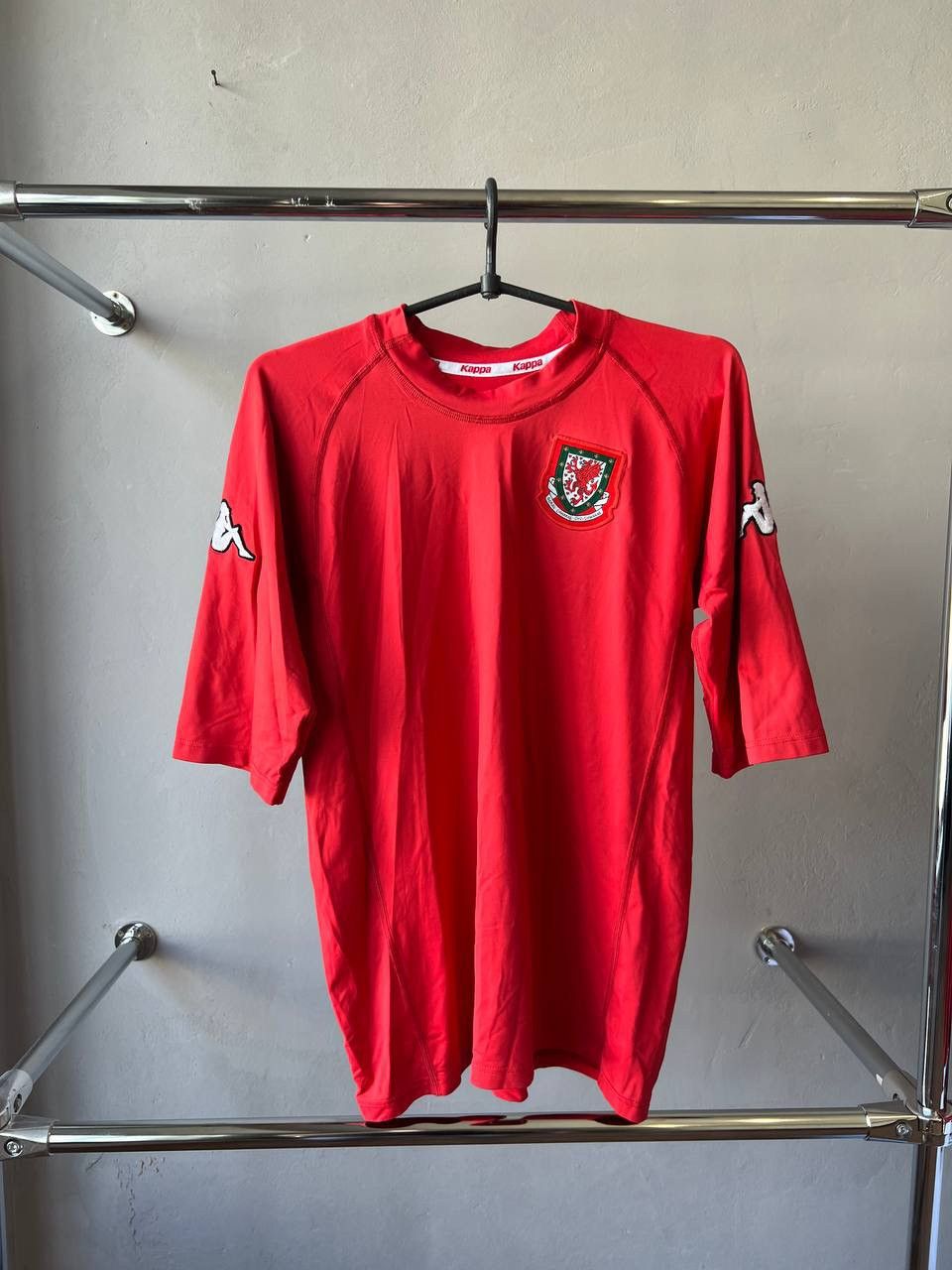 Vintage 2000/02 WALES TEAM HOME SOCCER JERSEY FOOTBALL SHIRT KAPPA L Size US L / EU 52-54 / 3 - 2 Thumbnail