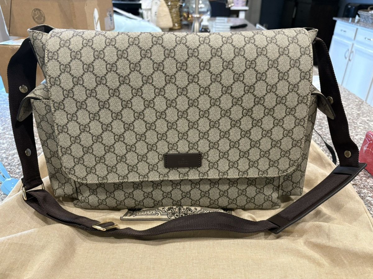 Gucci Gucci Large Change Bag Size ONE SIZE - 1 Thumbnail