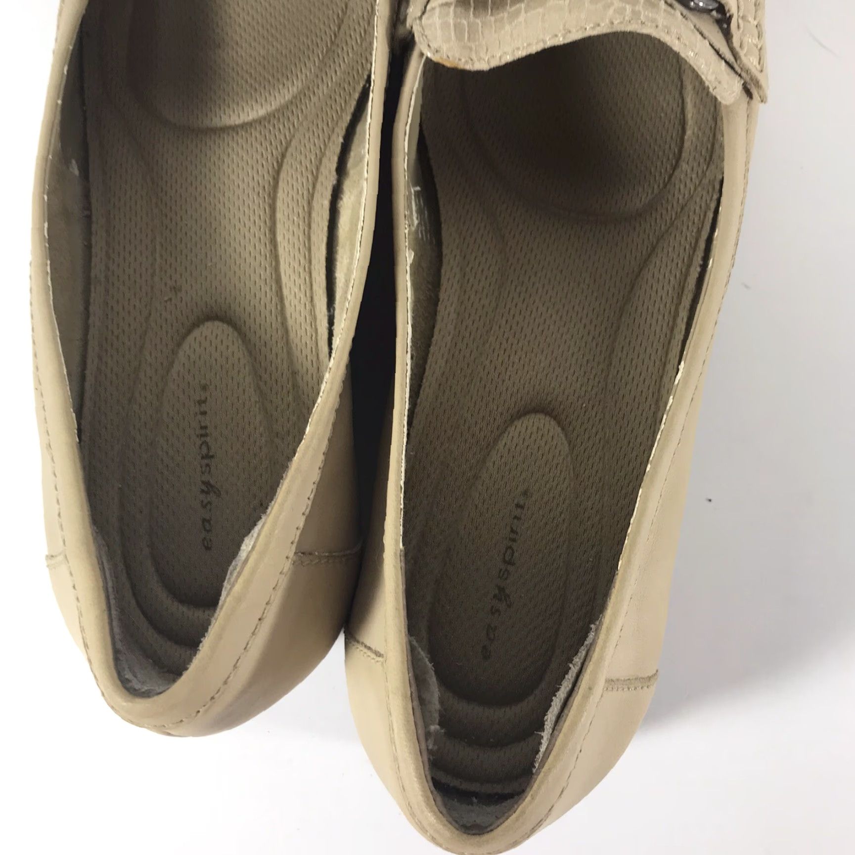 Vintage Easy Spirit Leather Loafers Shoes Women Size 9 Beige Slip-On Flat Cushioned Arch Support Casual Workwear Size US 9 / IT 39 - 2 Thumbnail
