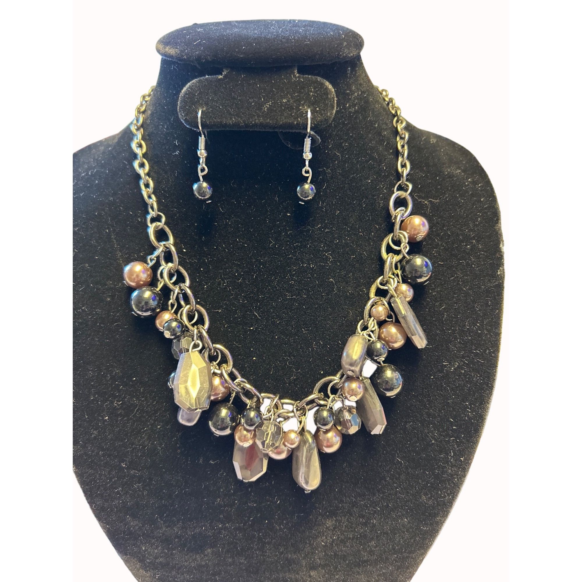 Other Paparazzi black Necklace w/matching Earrings & Red & Silve Size ONE SIZE - 3 Thumbnail