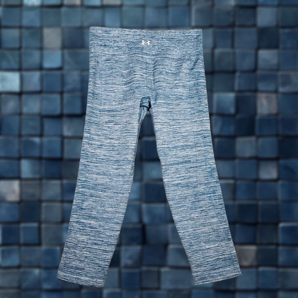 Under Armour Under Armour compression Womens Heather Blue Capri Leggings Size M - Excellent Condition Size 32" / US 10 / IT 46 - 1 Thumbnail