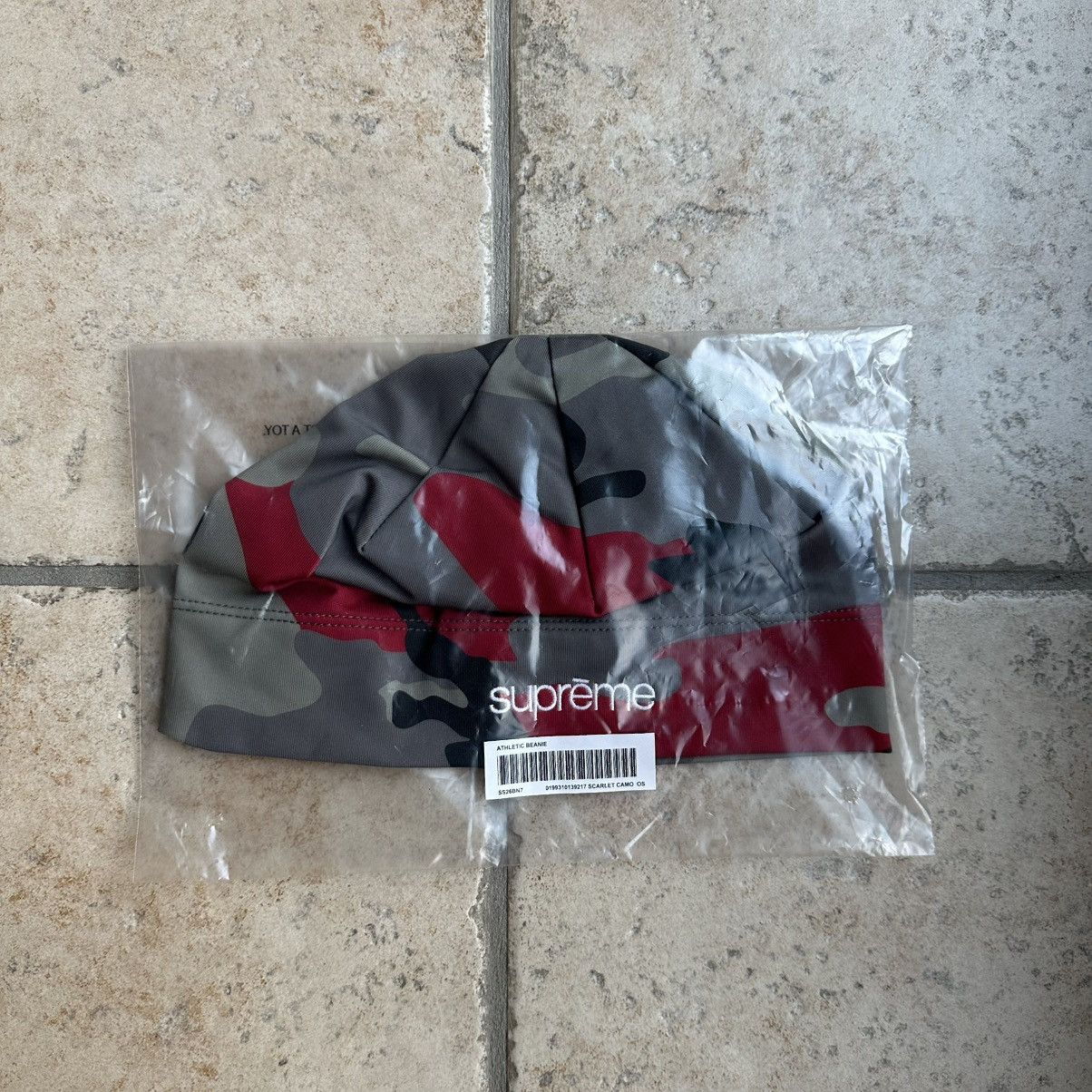Supreme Supreme Base Layer Beanie Red Camo Size ONE SIZE - 1 Thumbnail
