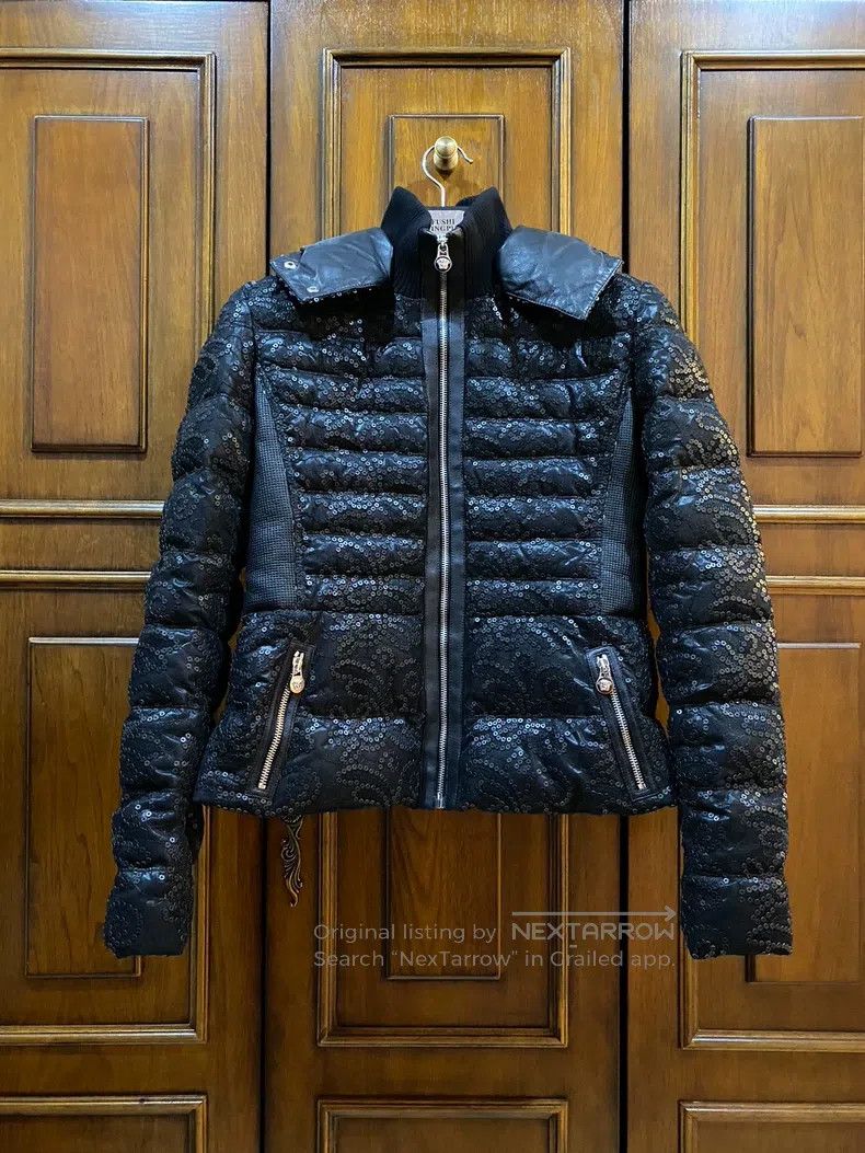 Versace Versace The main line is genuine down jackets Size L / US 10 / IT 46 - 1 Thumbnail