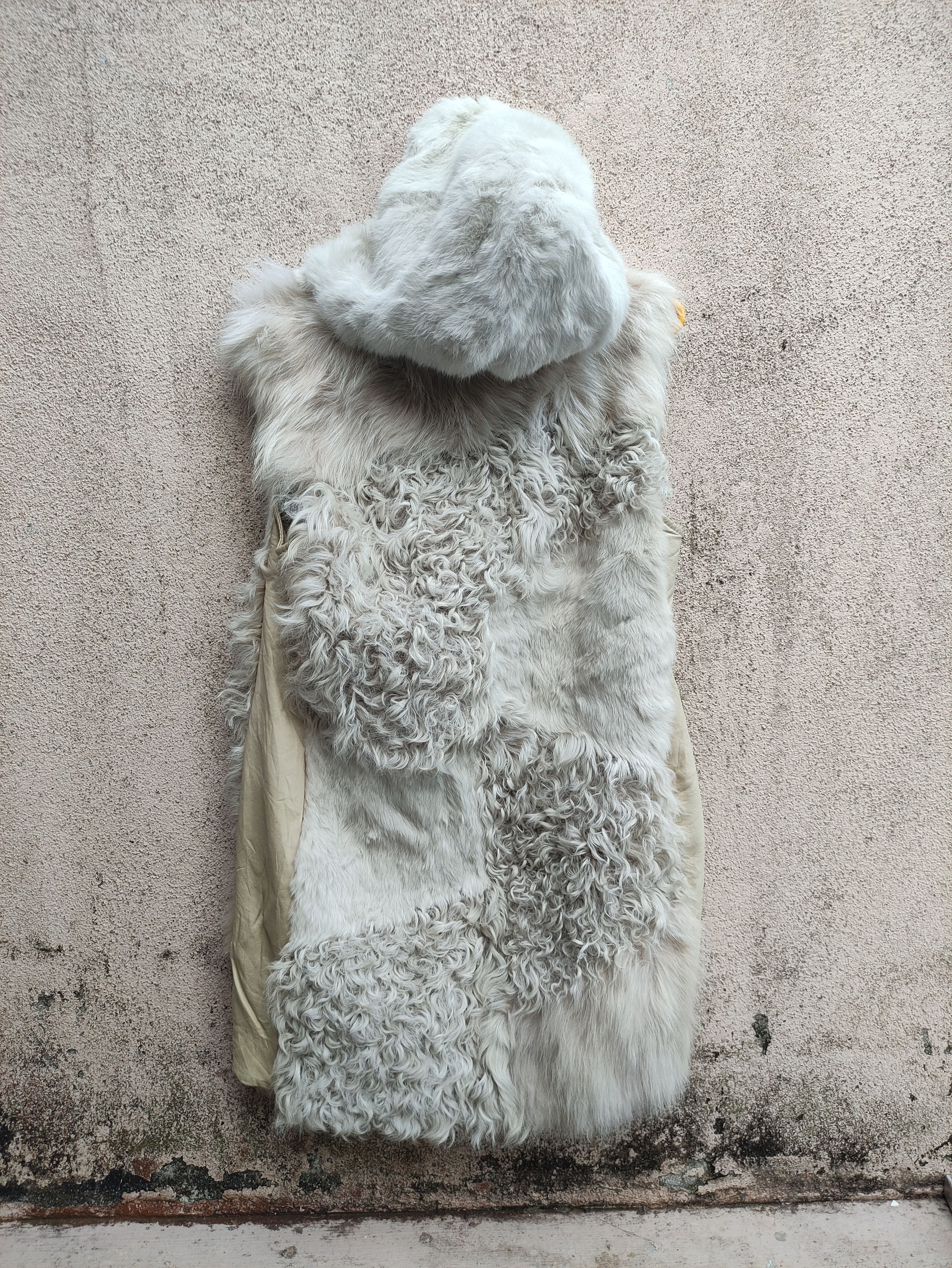 Japanese Brand D'deMOO PATCHWORK FAUX FUR RABBIT RACCOON GILET VEST HOODED Size S / US 4 / IT 40 - 3 Thumbnail