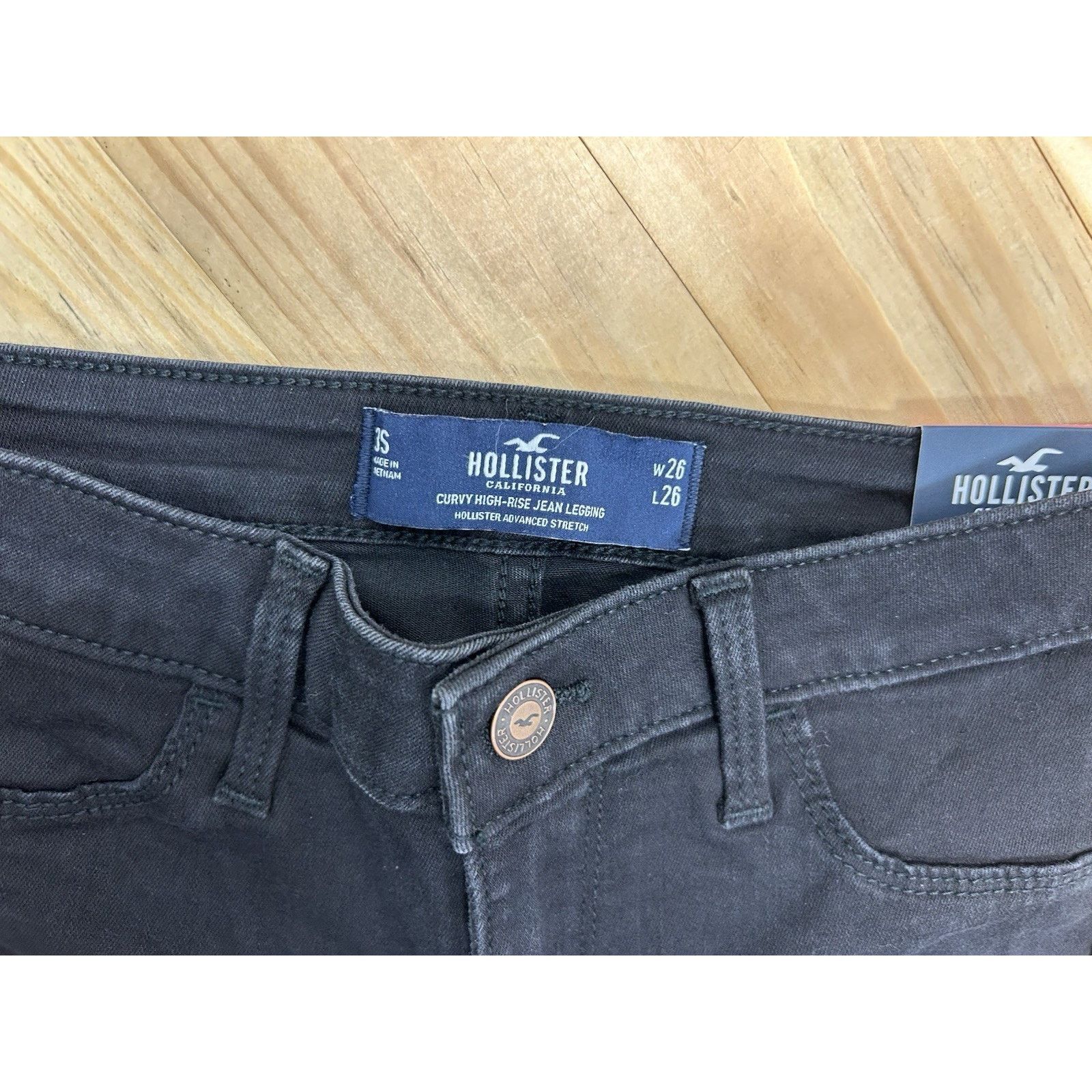 Hollister Hollister Jeans Womens 3S 26x26 Black Curvy HighRise Legging Size 26" / US 2 / IT 38 - 3 Thumbnail