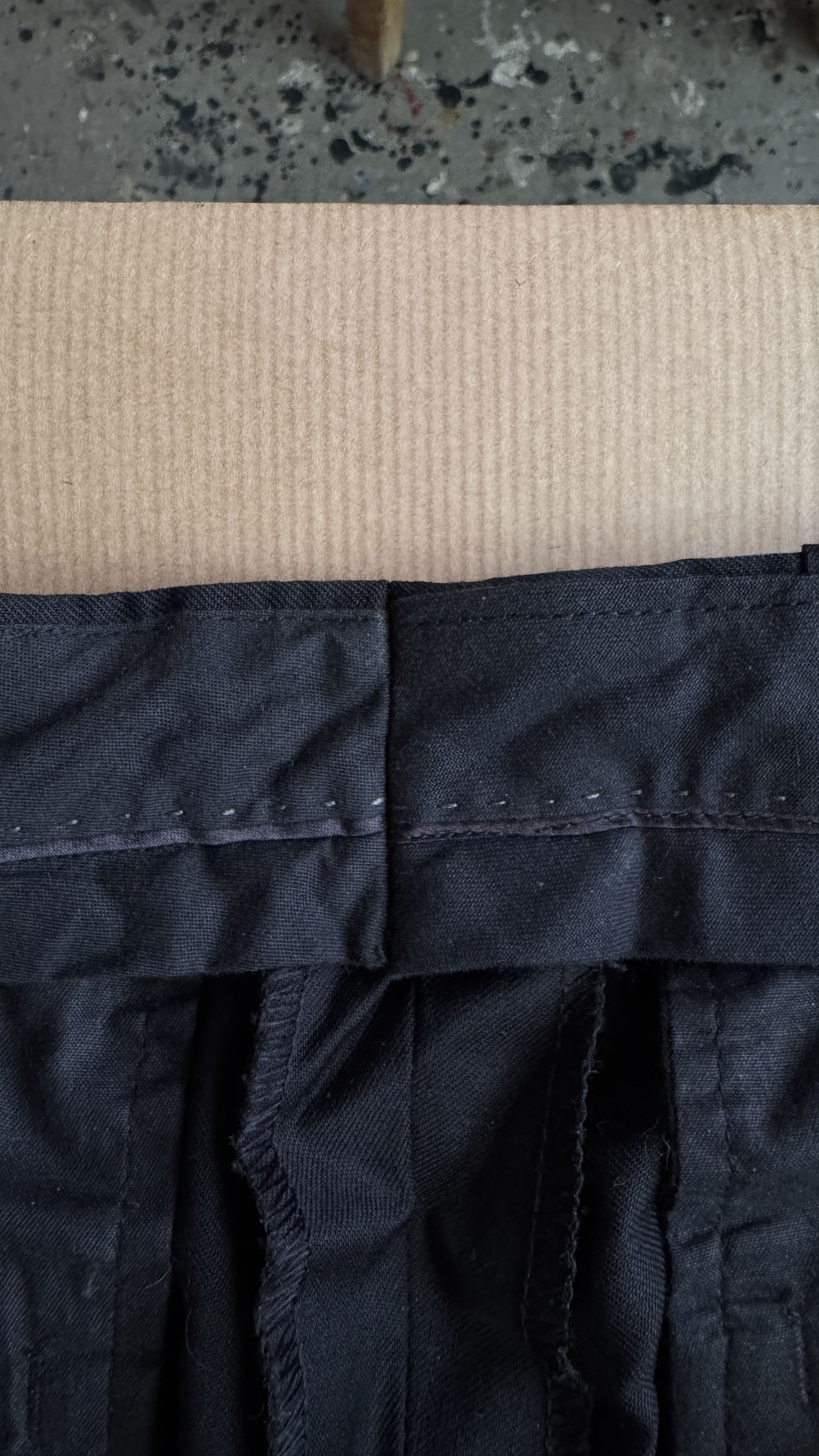 Martine Sitbon aa . 48 . COLLECTOR . AS NEW . WIDE WOOL PANTS . 113PA1002 Size US 32 / EU 48 - 15 Thumbnail