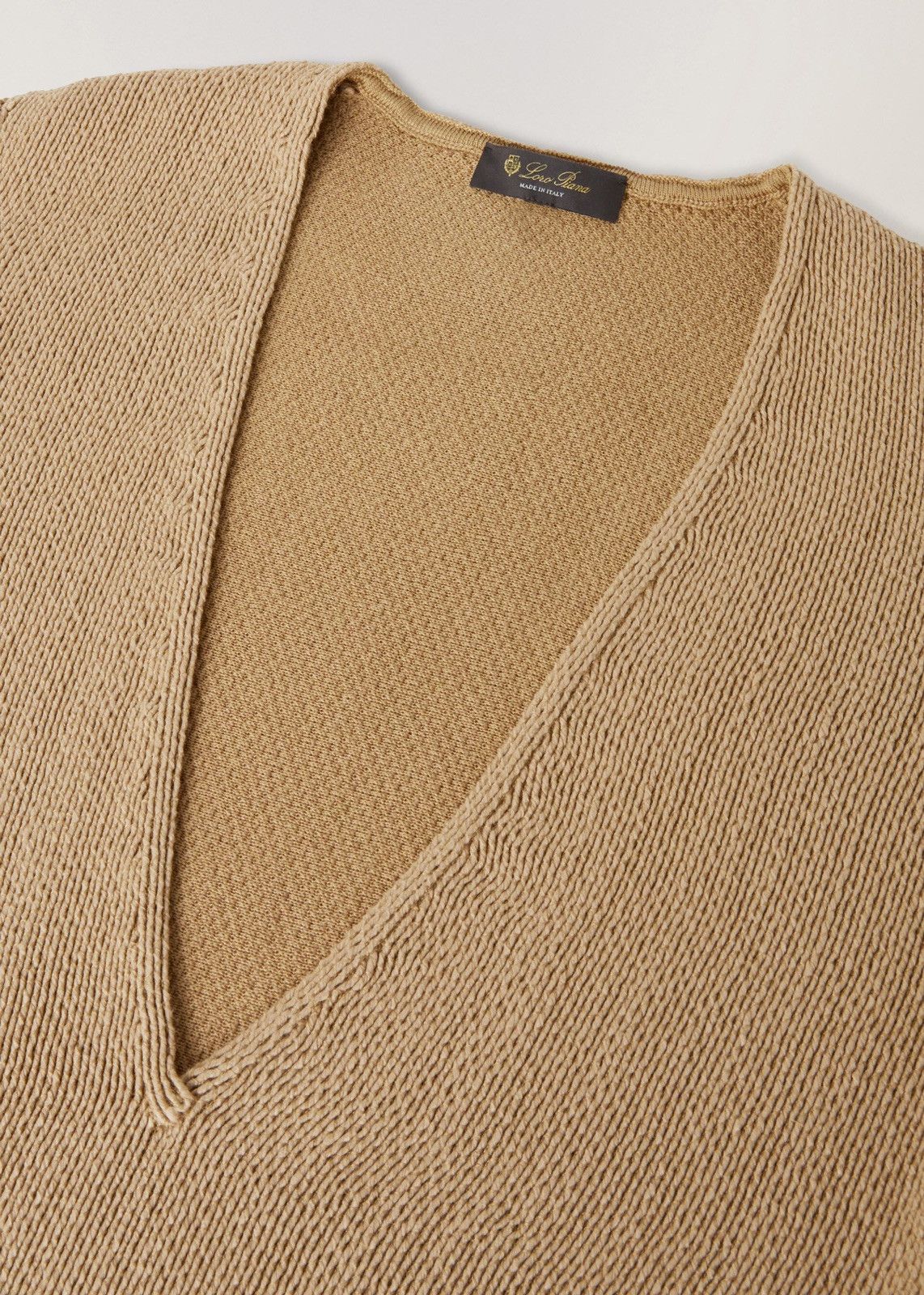 Loro Piana o1srvl11e0424 V-Neck in Golden Size XL / US 12-14 / IT 48-50 - 4 Thumbnail
