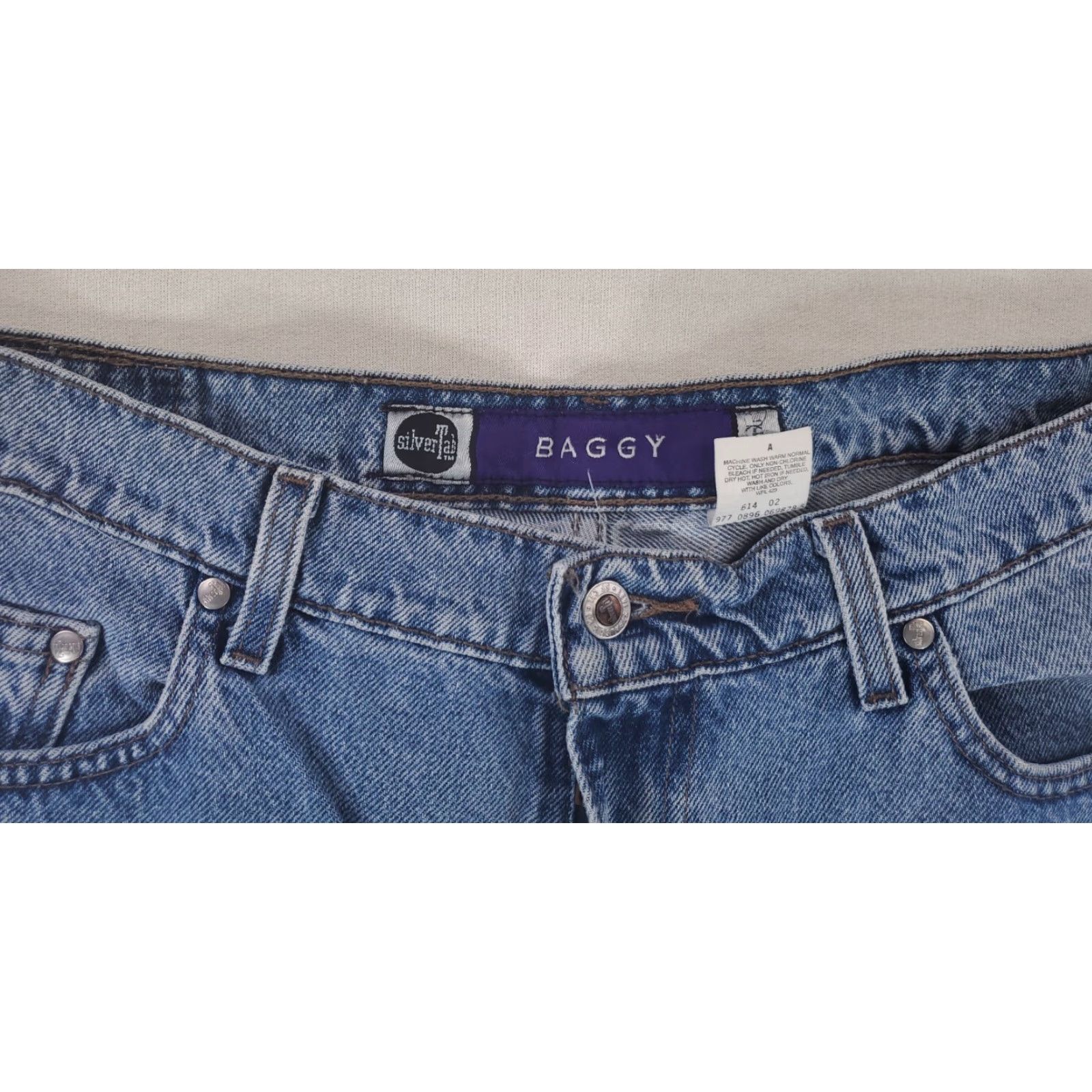 Levi's **VINTAGE Levi's 90s Y2K Baggy Jean Shorts Blue Zip Fly Mens 38** User: Vintage Levi's 90s Y2K Baggy Jean Shorts Blue Zip Fly Men's 38 Size US 38 / EU 54 - 2 Thumbnail