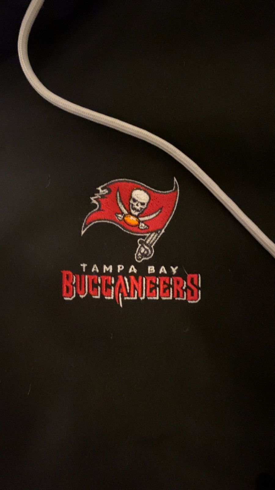 Dunbrooke NFL Buccaneers zip up Size US XL / EU 56 / 4 - 2 Thumbnail