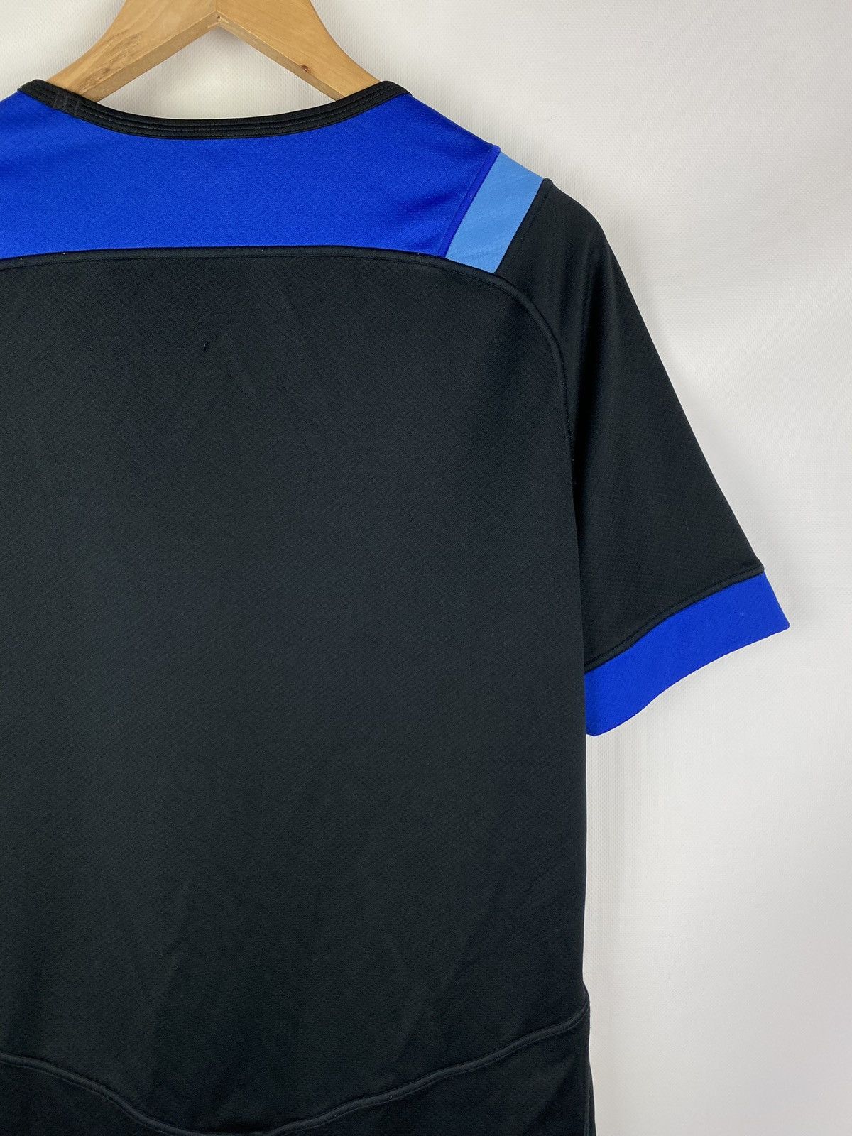 Canterbury of New Zealand Canterbury Bath Rugby men’s Away Rugby Shirt Jersey Size L Size US L / EU 52-54 / 3 - 18 Thumbnail