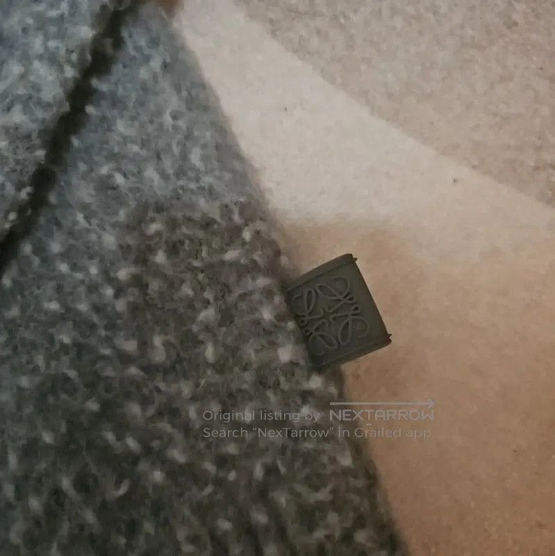 Loewe Loewe Gray Women's Long Sleeve Knit Sweater . Size S / US 4 / IT 40 - 4 Thumbnail