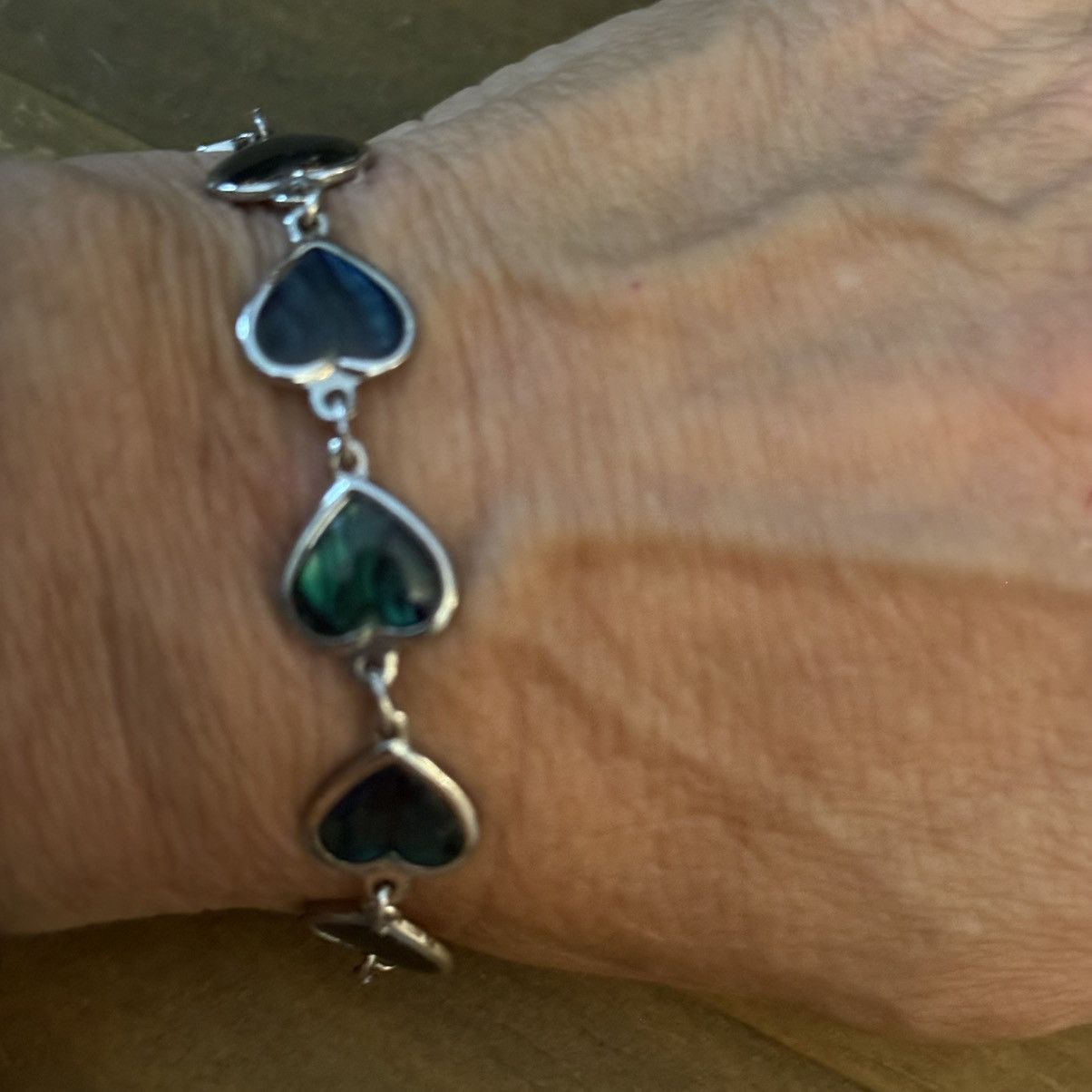 Vintage Vintage silver tone abalone heart link bracelet Size ONE SIZE - 3 Thumbnail