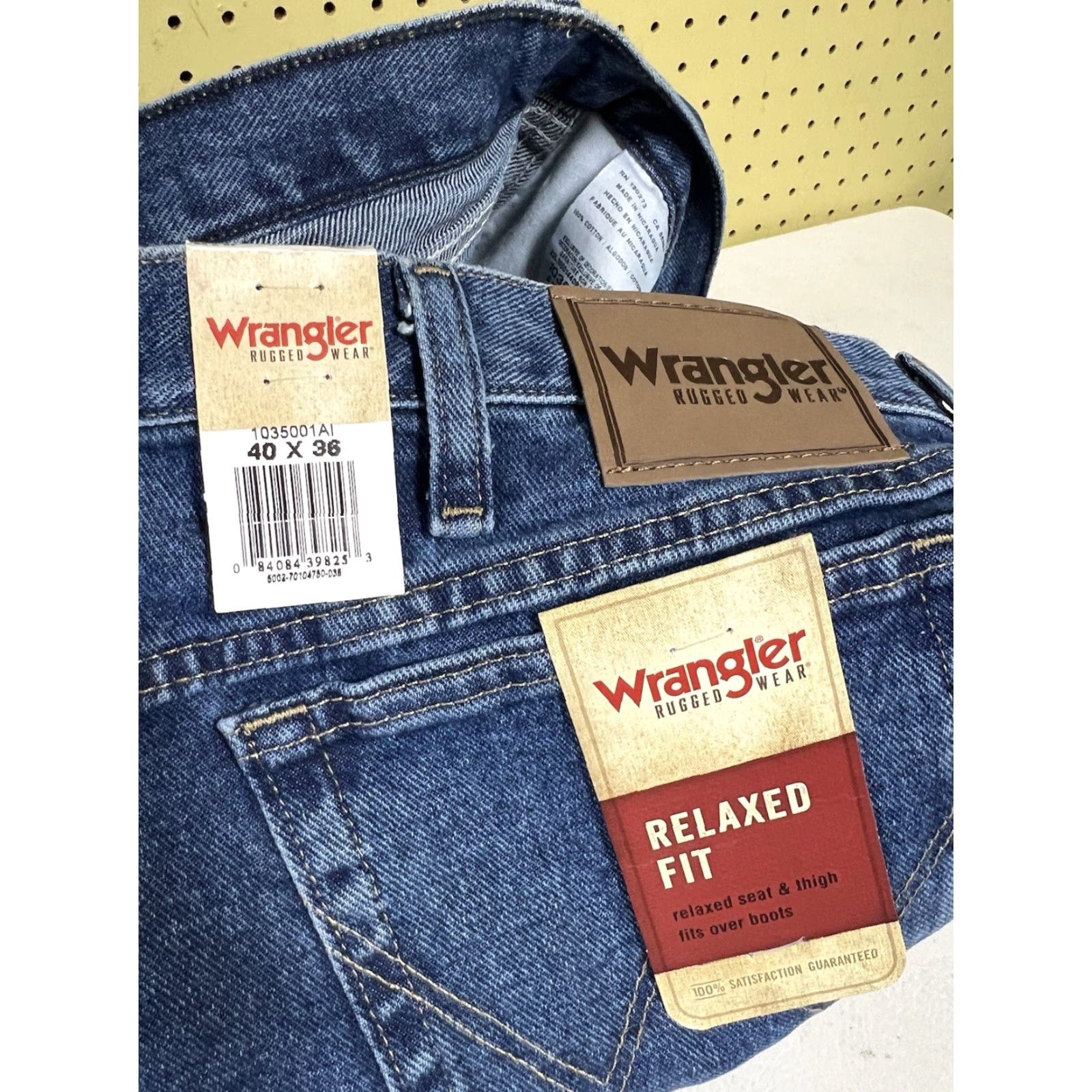 Wrangler Wrangler Jeans Denim 40x36 Men Grey Indigo Relaxed Straight Lined 35001 Rugged Wear 40 Regular Inseam 36 Straight Brand: Wrangler Size US 40 / EU 56 - 5 Thumbnail