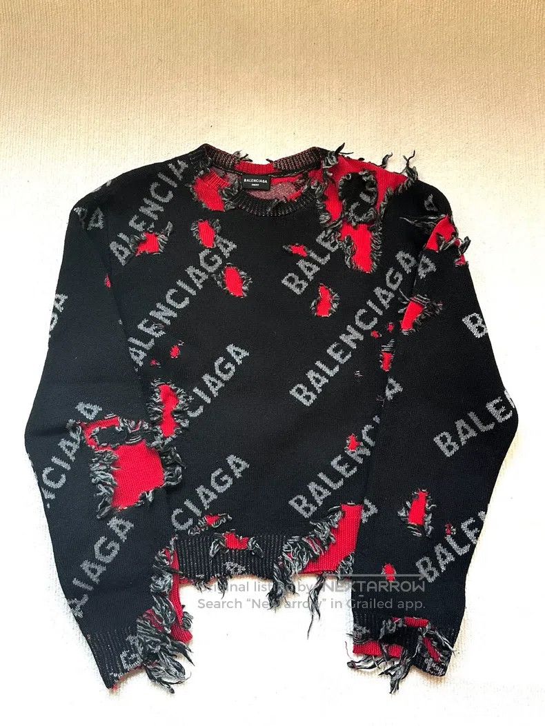 Balenciaga Balenciaga Fake Two-Piece Destroyed Sweater Size US S / EU 44-46 / 1 - 1 Thumbnail