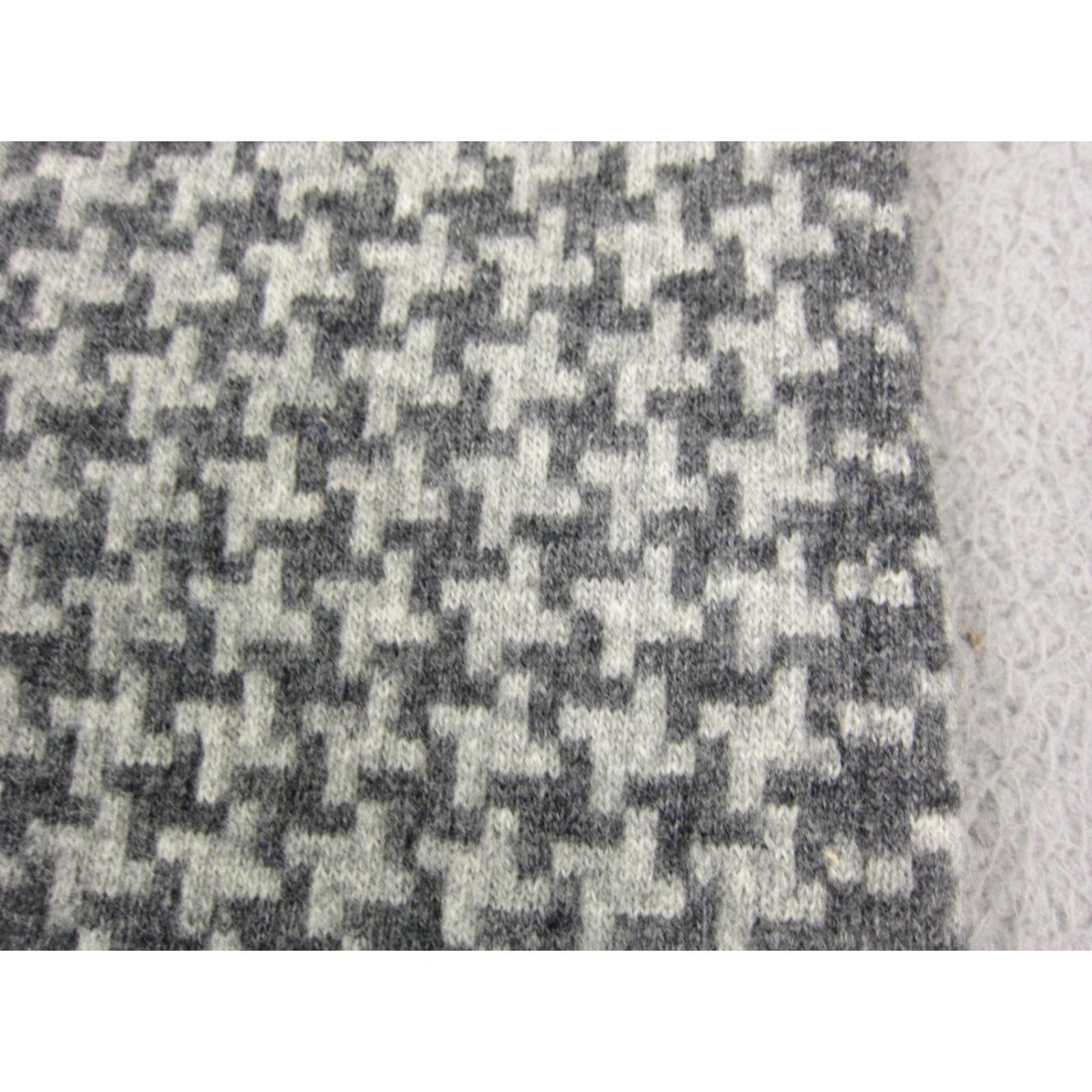 Vintage Vintage Renee Tener Skirt Womens M Gray Houndstooth A-Line Knee Length Wool Nylon Geometric 80s Size 32" / US 10 / IT 46 - 3 Thumbnail