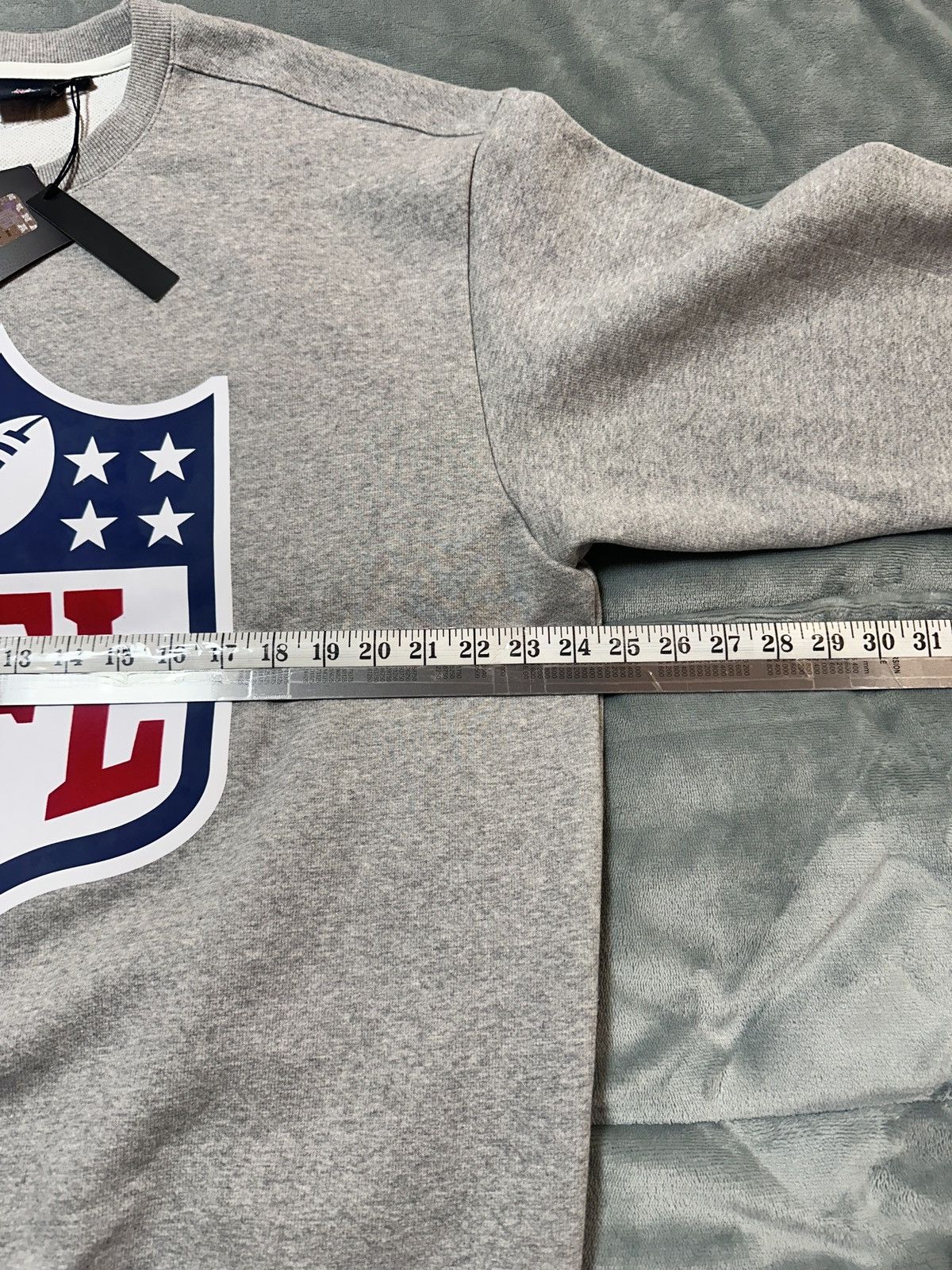 NFL New NFL Athletic Logo Crewneck Sweater Size XLarge Size US XL / EU 56 / 4 - 6 Thumbnail