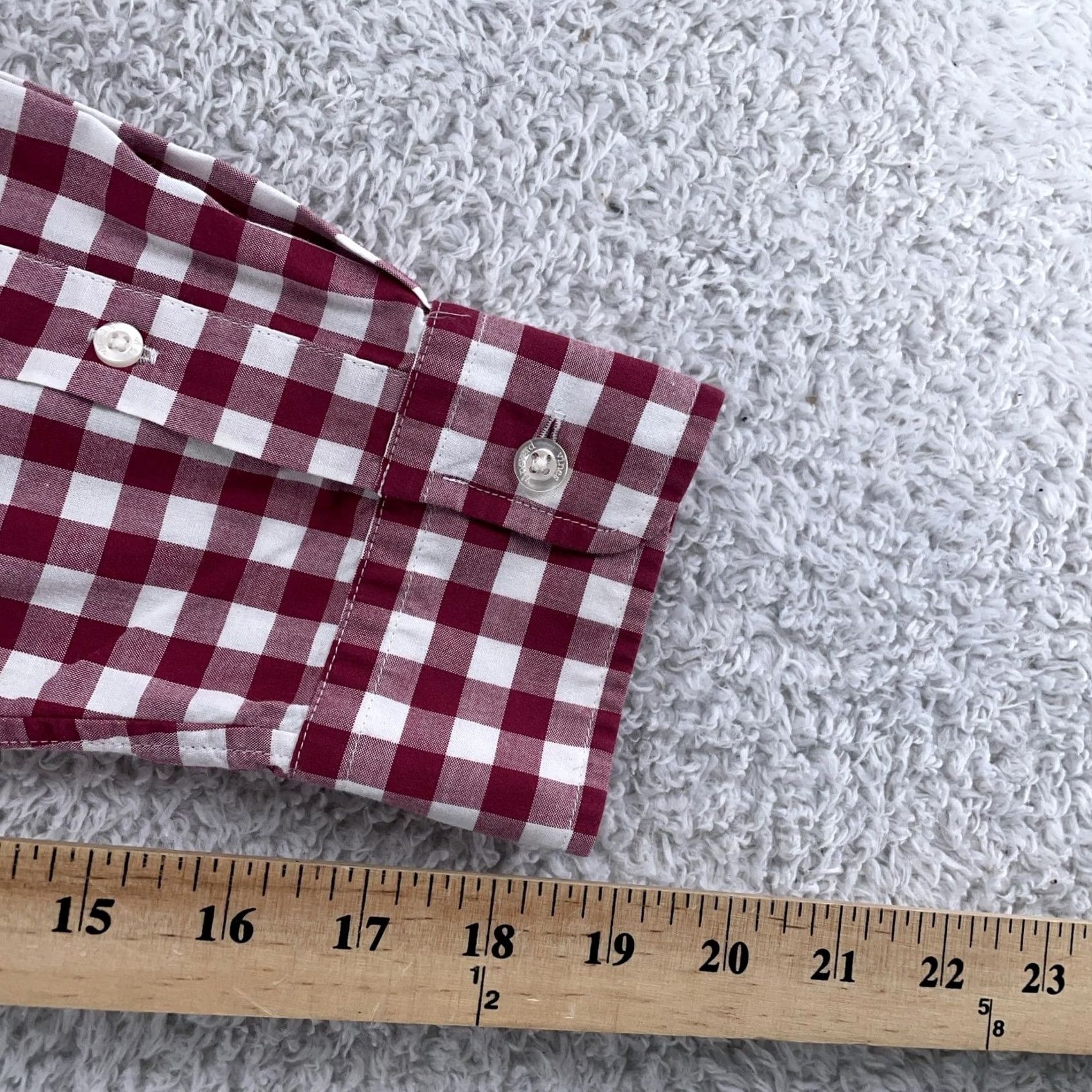 Vineyard Vines Vineyard Vines Slim Fit Tucker Shirt Mens M Red Gingham White L/S Button Down Size US M / EU 48-50 / 2 - 6 Thumbnail