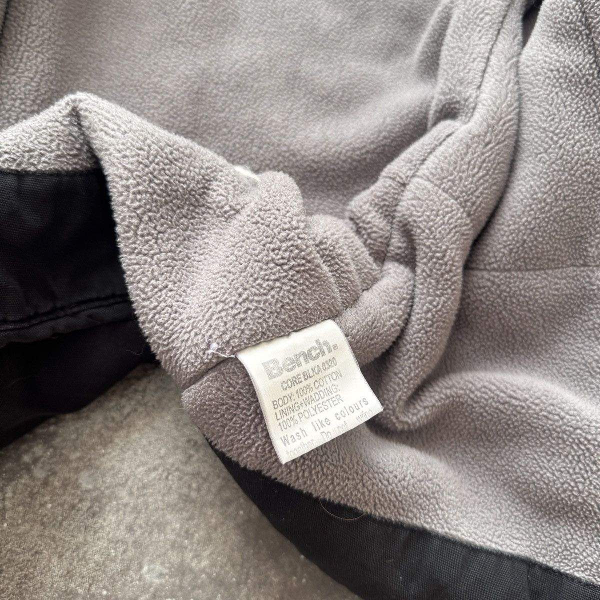 Bench Bench Y2K Vintage Gorpcore Faux Fur Winter Bomber Jacket Size L / US 10 / IT 46 - 11 Thumbnail